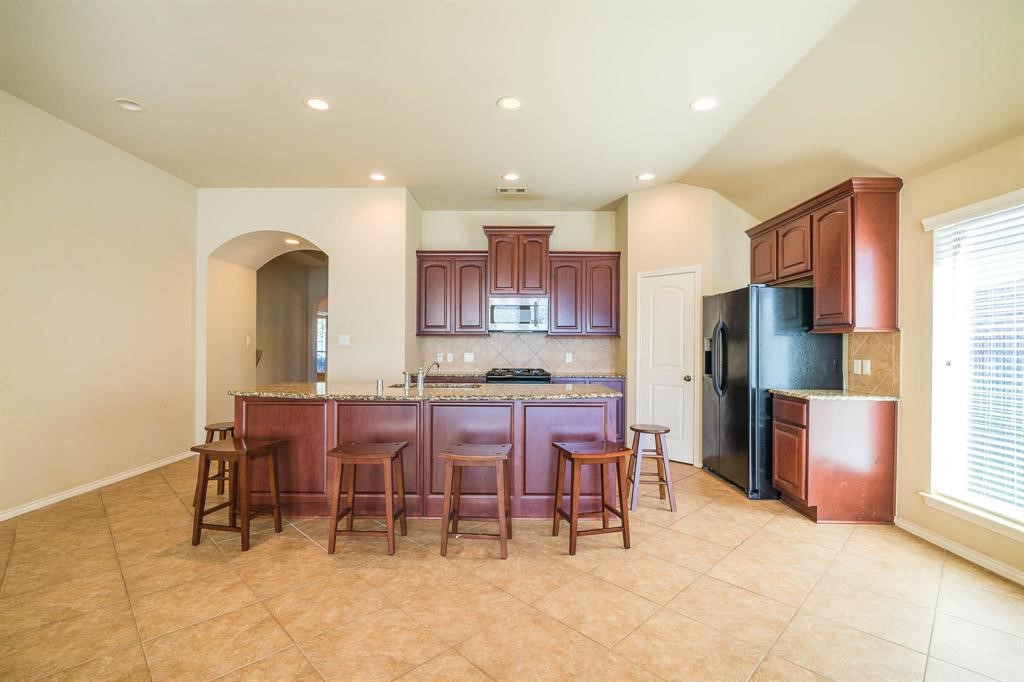 11015 Brighton Gardens Drive Property Photo 17