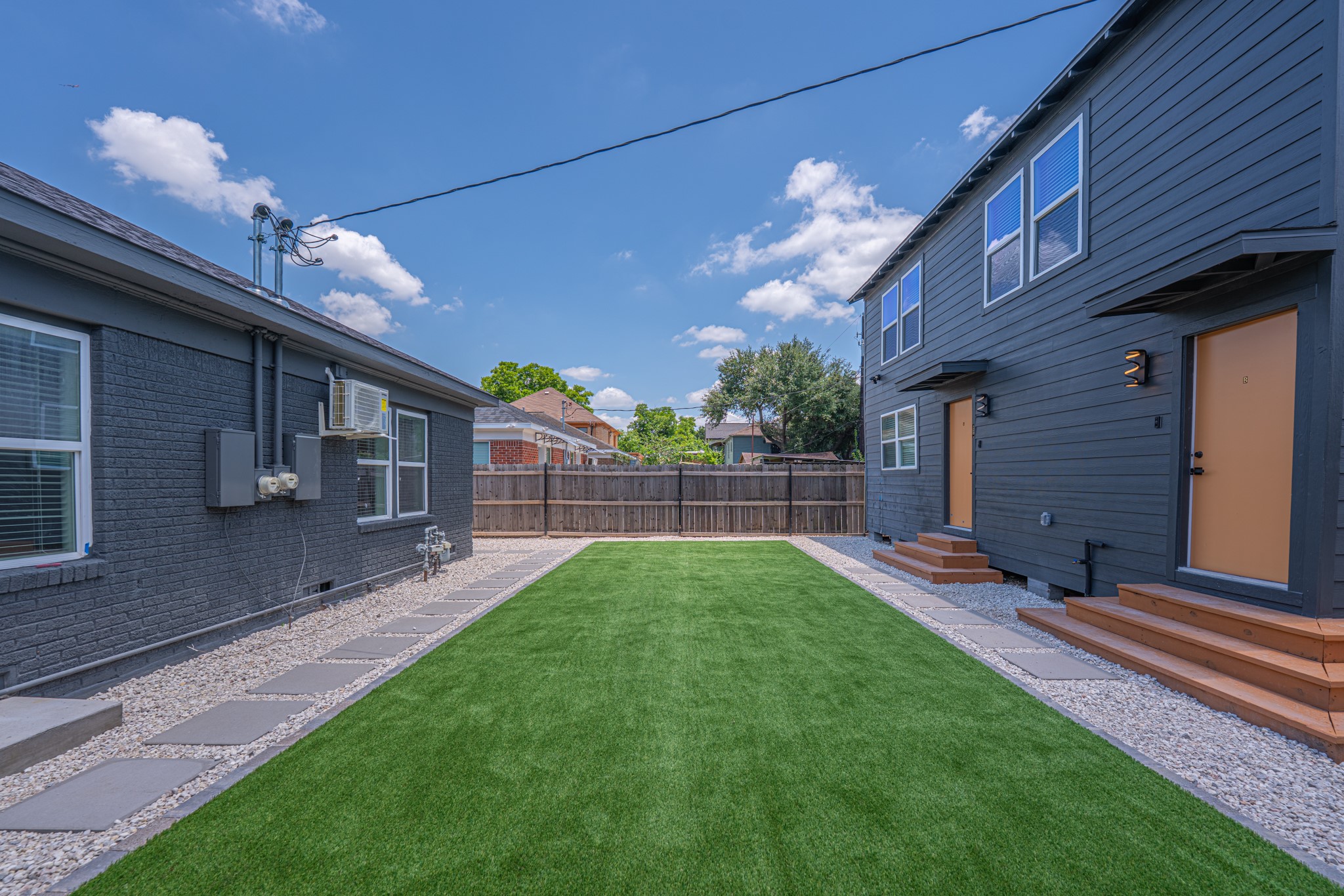 4202 Clay Street B Property Photo 1