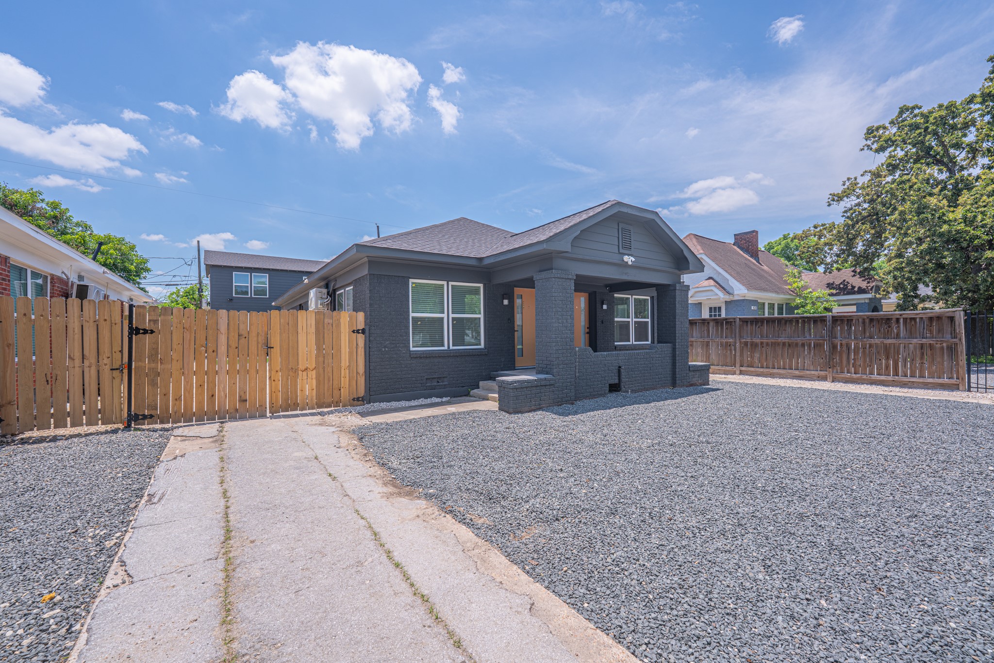 4202 Clay Street B Property Photo 11