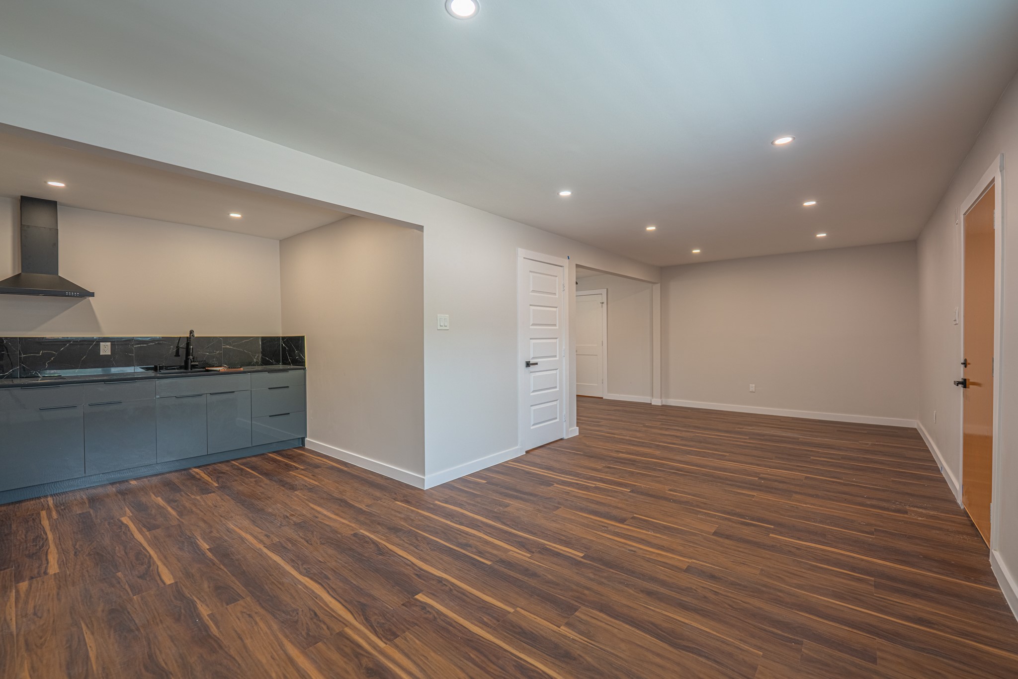 4202 Clay Street B Property Photo 16