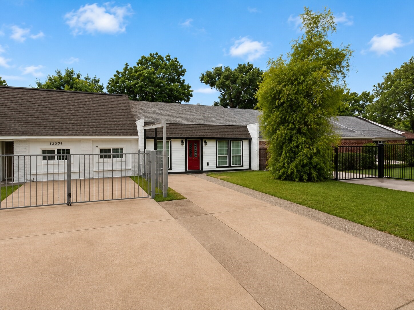 12503 W Hardy Road Property Photo 4