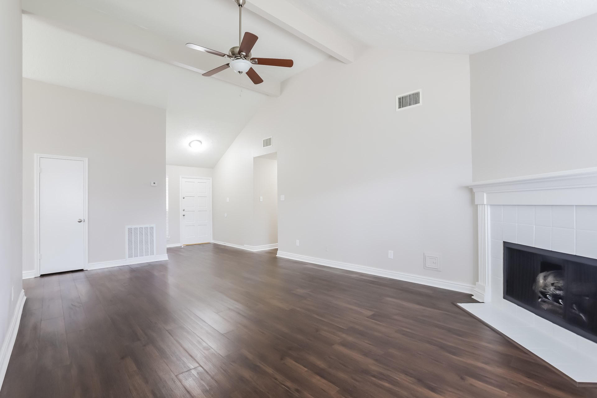 19411 Winding Branch Drive Property Photo 4