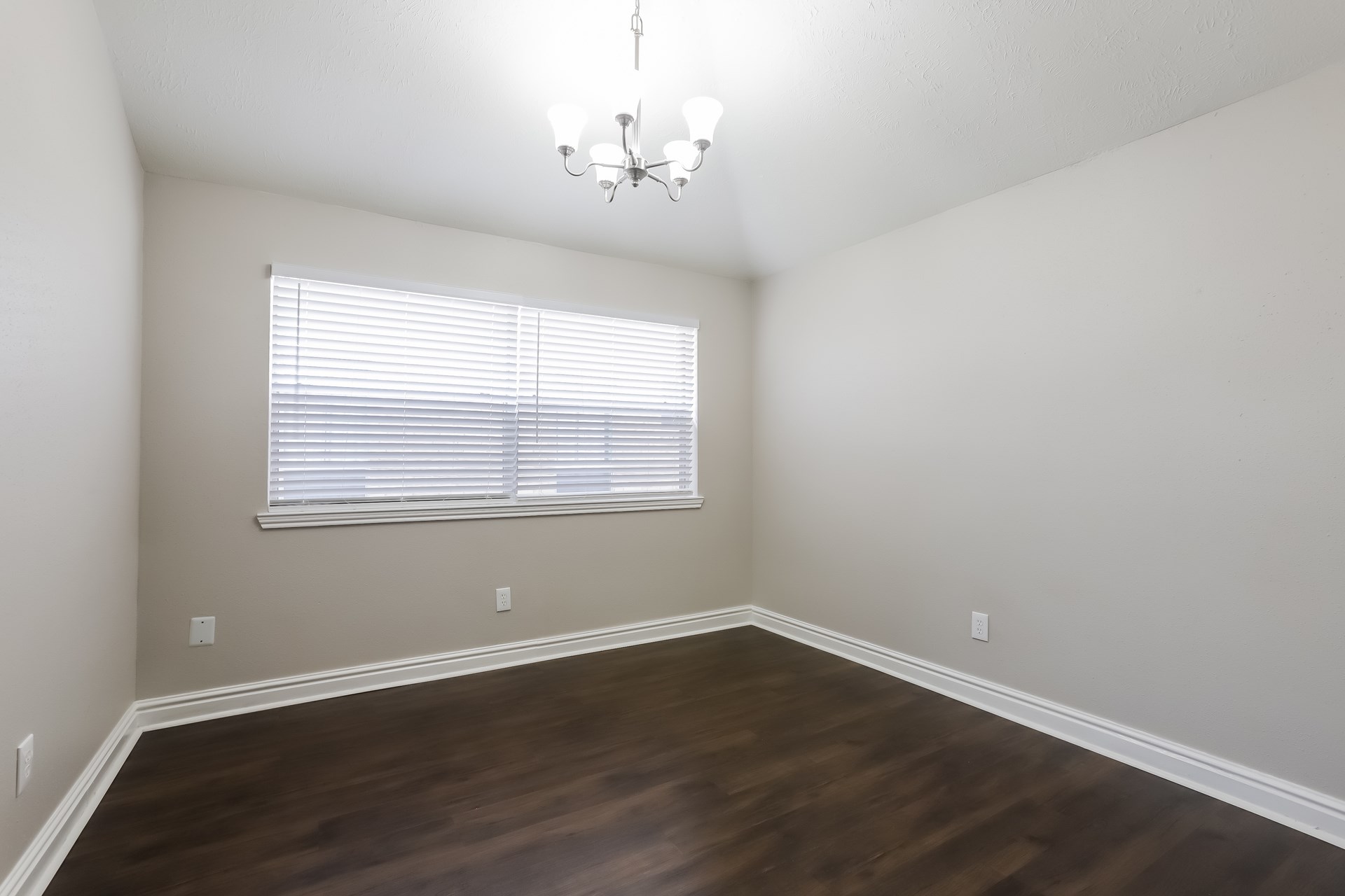 19411 Winding Branch Drive Property Photo 6