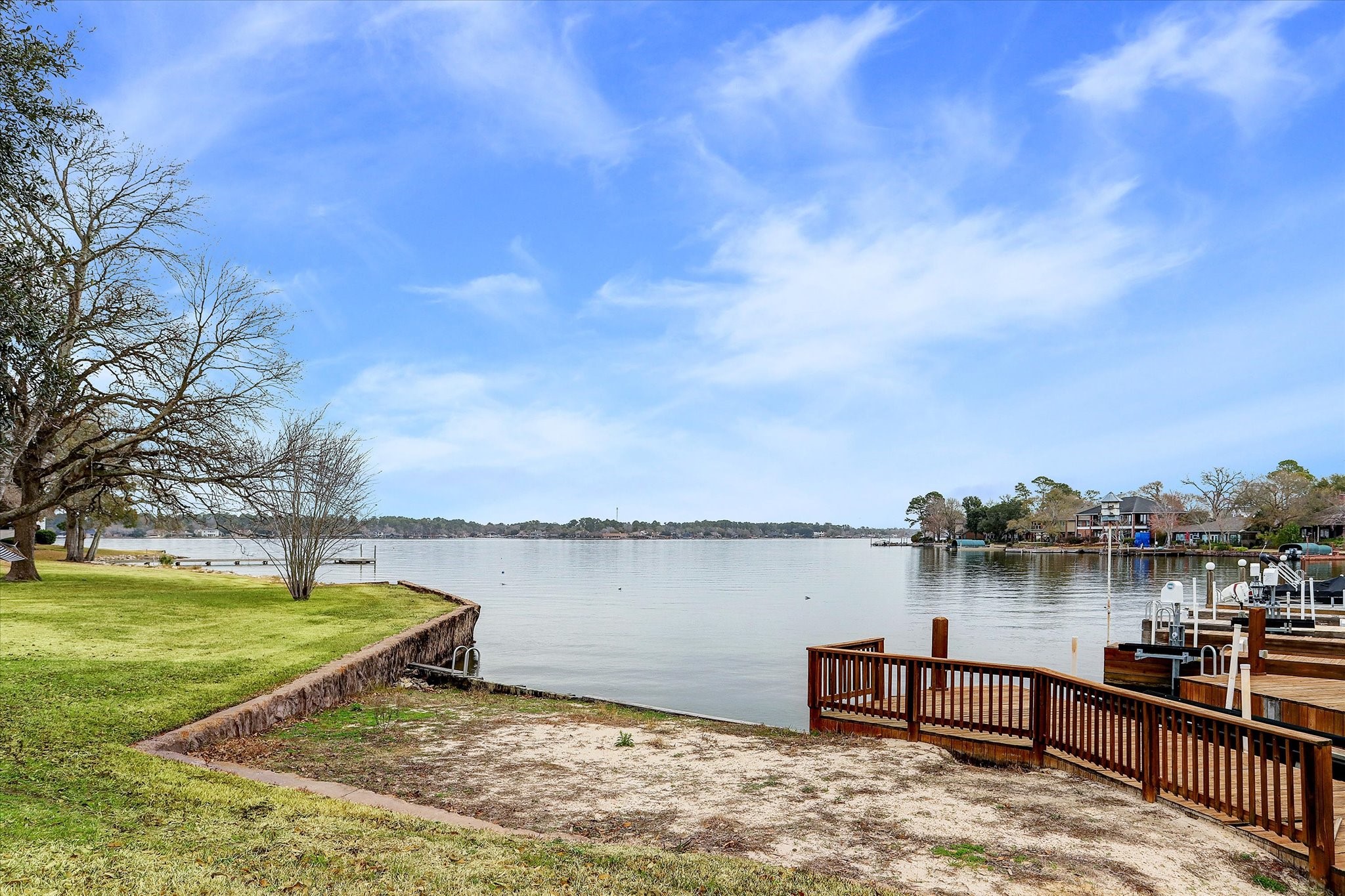 14527 Clipper Circle Drive Property Photo 16