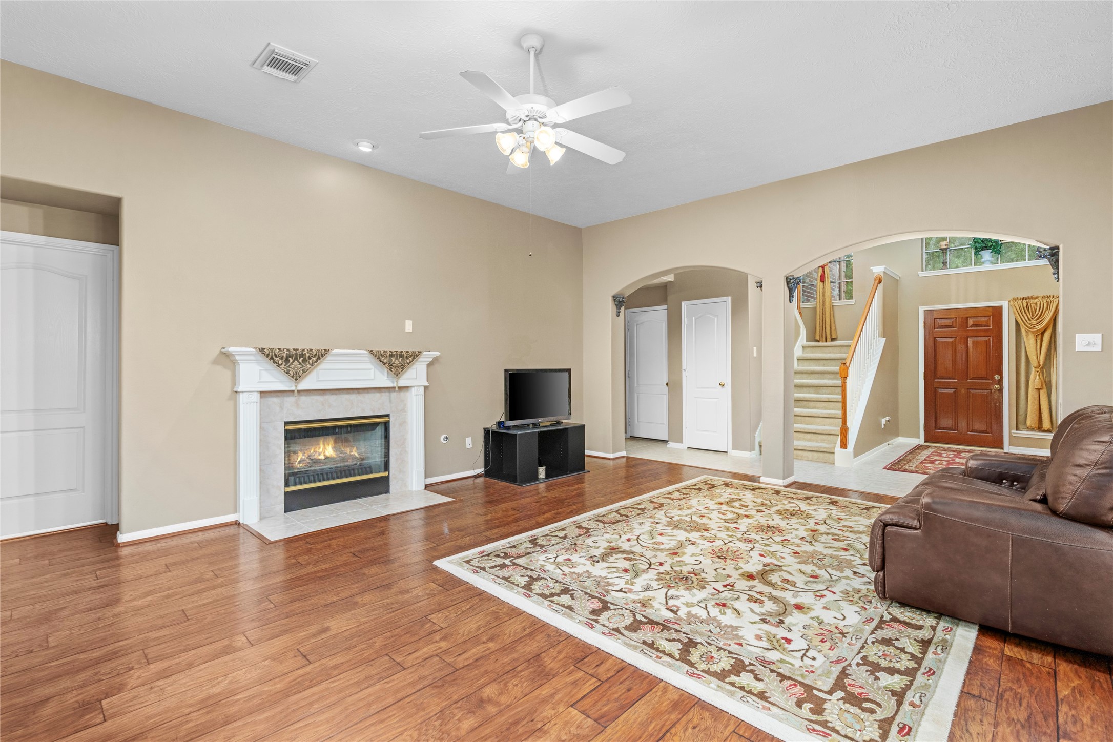 4630 Sundown Court Property Photo 8