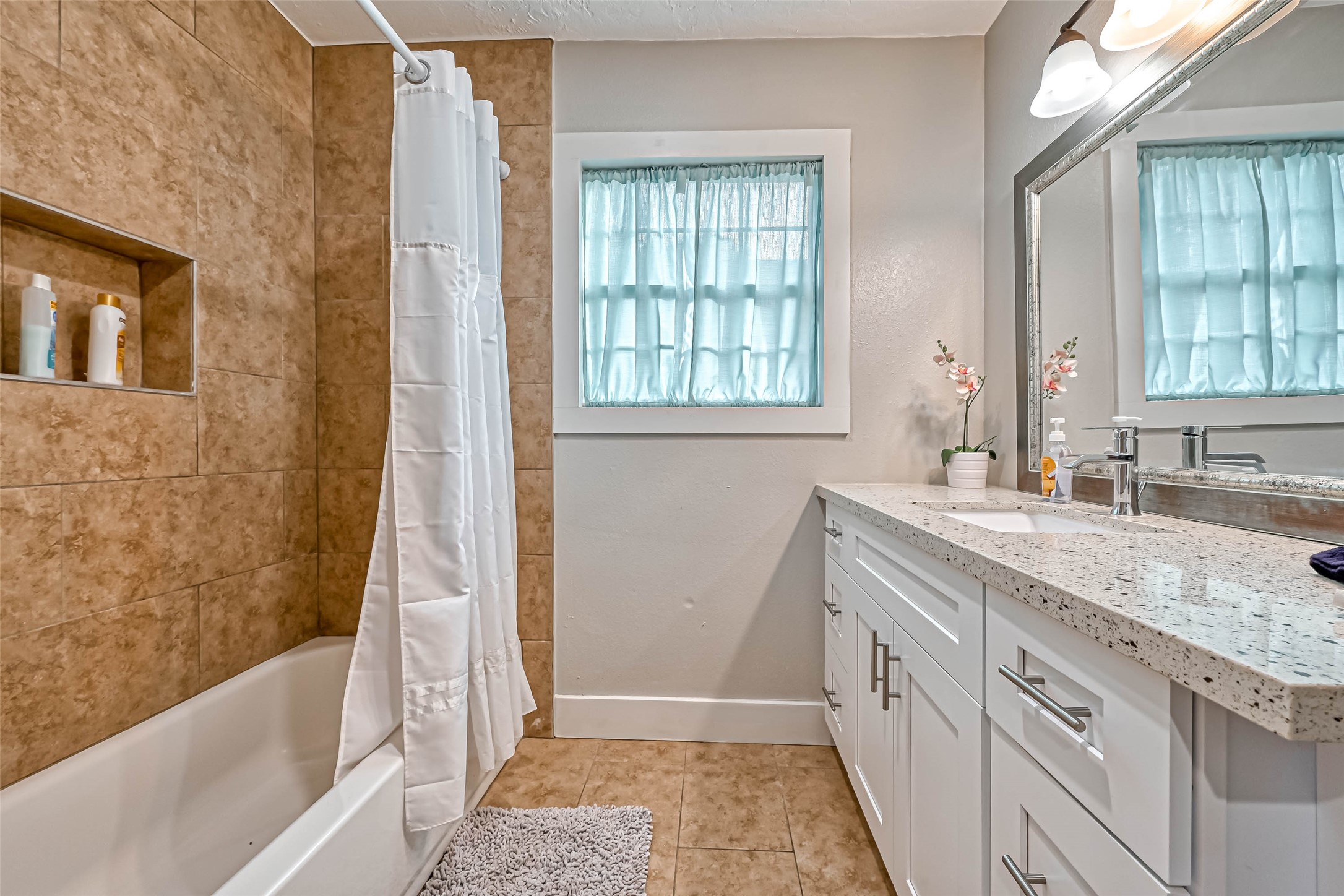 10601 Willowgrove Drive Property Photo 27