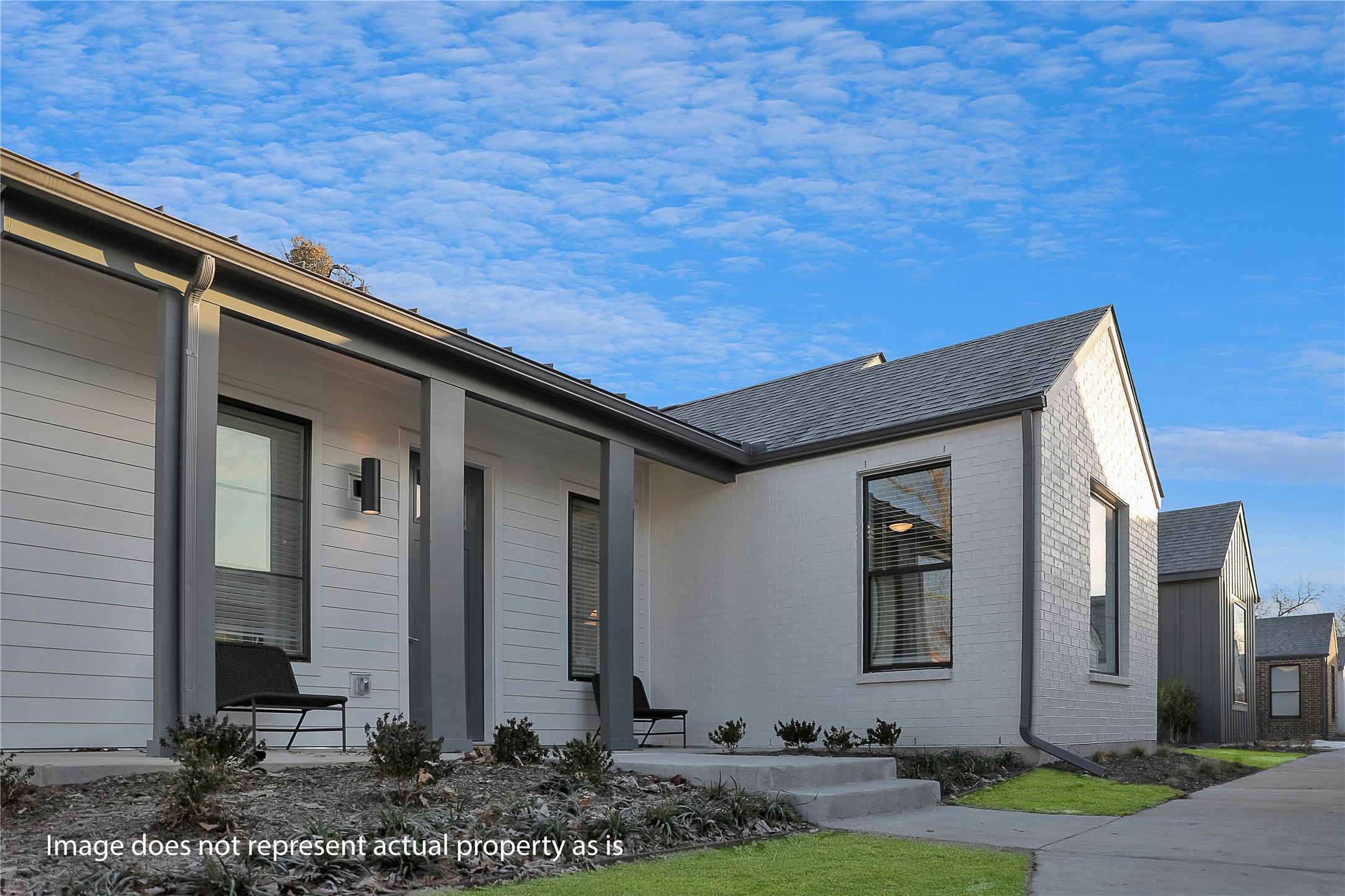 3651-313 S Custer Road Property Photo 5