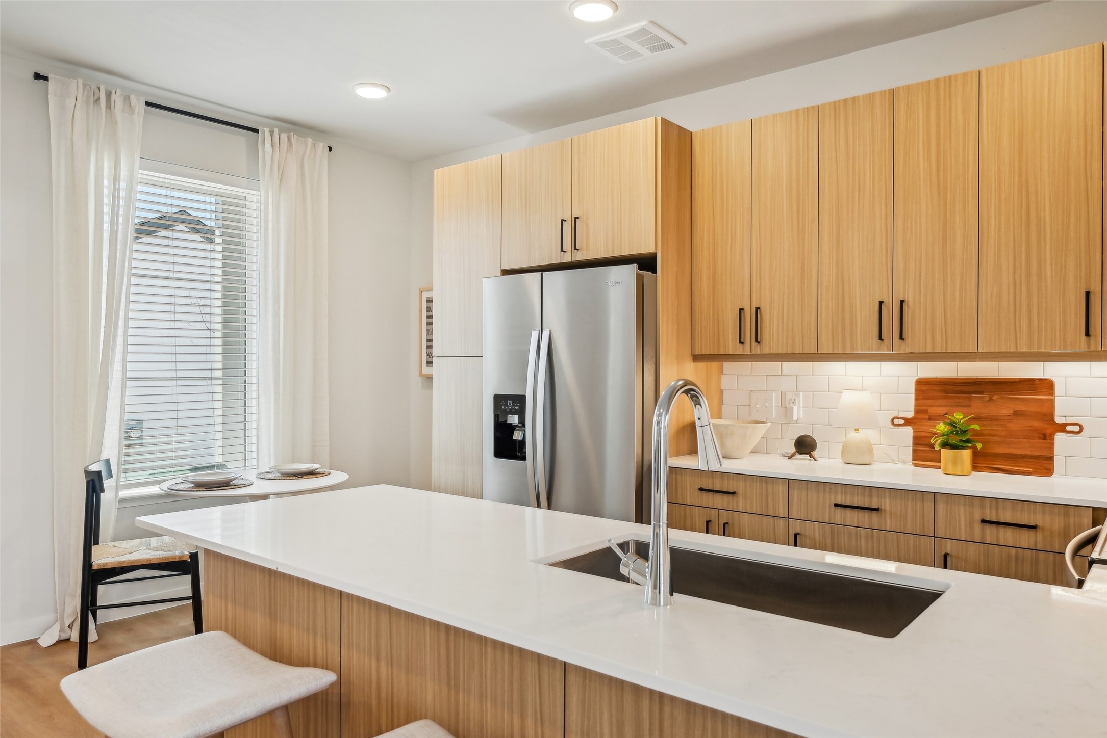 3651-313 S Custer Road Property Photo 11