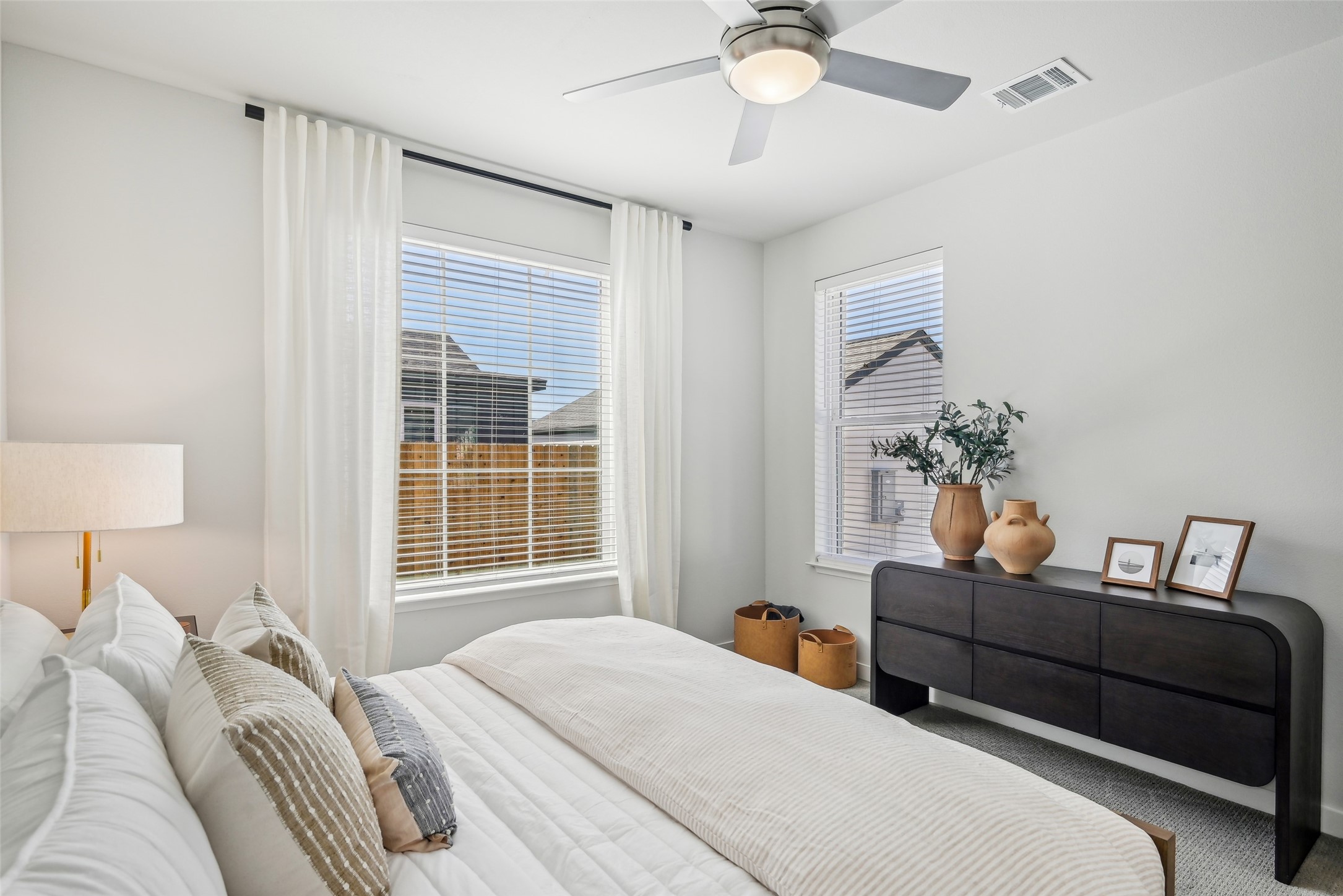 3651-313 S Custer Road Property Photo 19