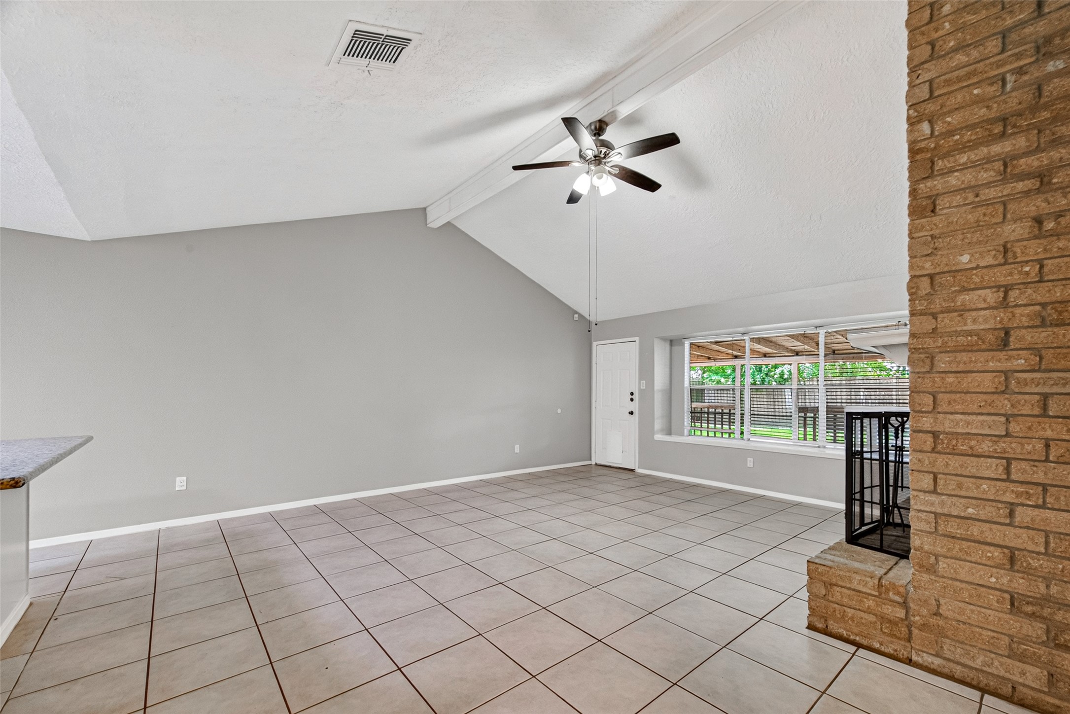 16614 Blackhawk Boulevard Property Photo 6