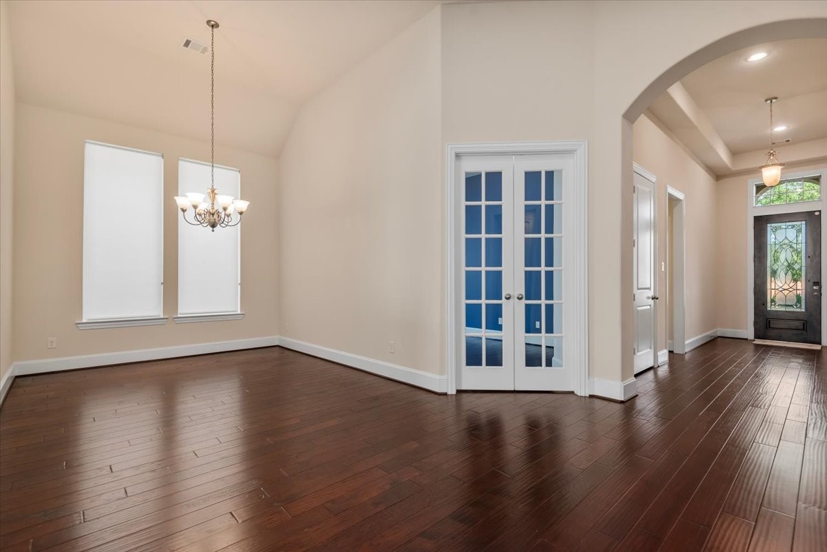 11231 Dunstan Hill Drive Property Photo 4