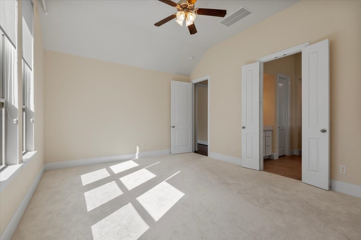 11231 Dunstan Hill Drive Property Photo 13