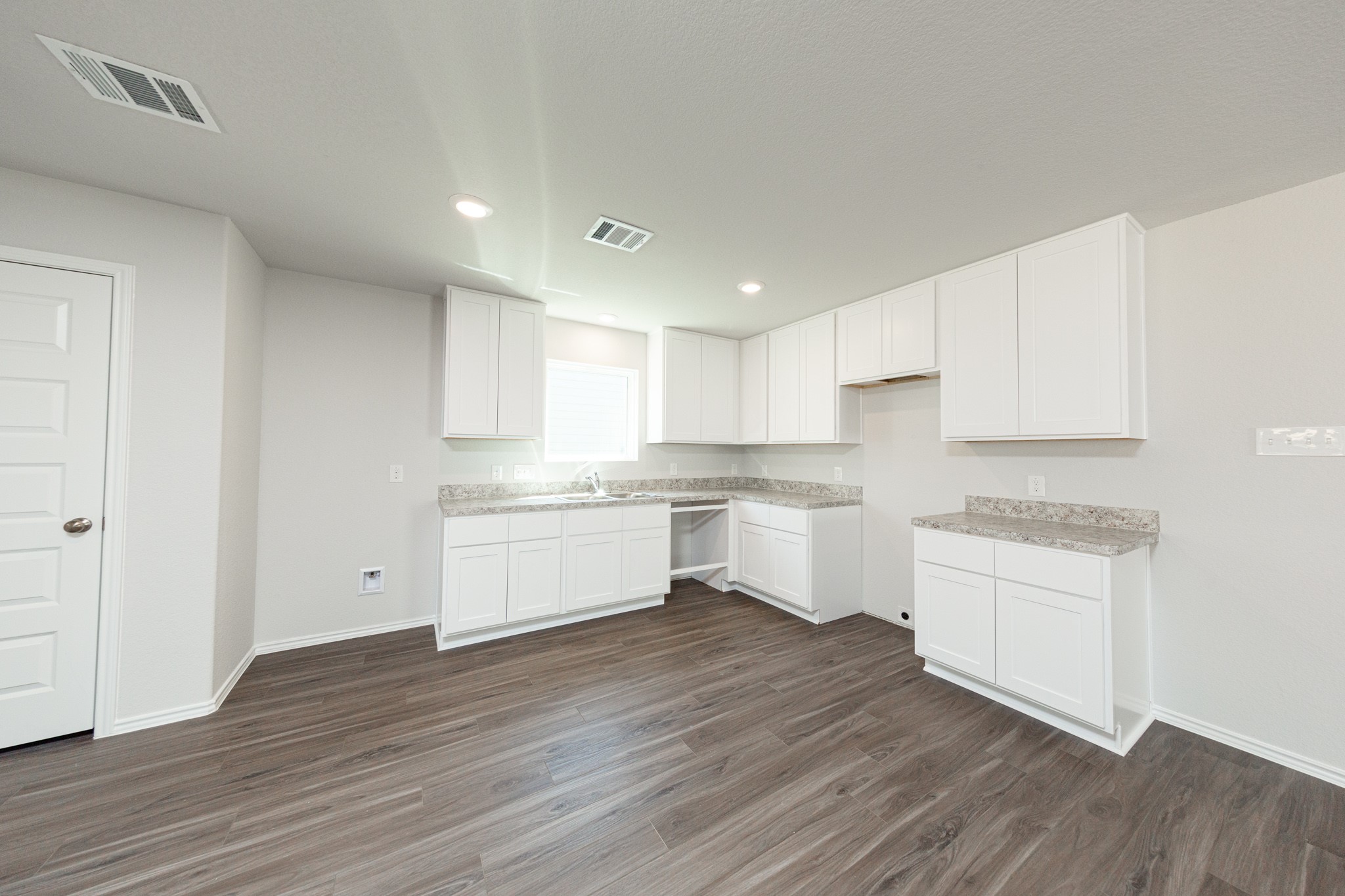 22743 American Kestrel Court Property Photo 7