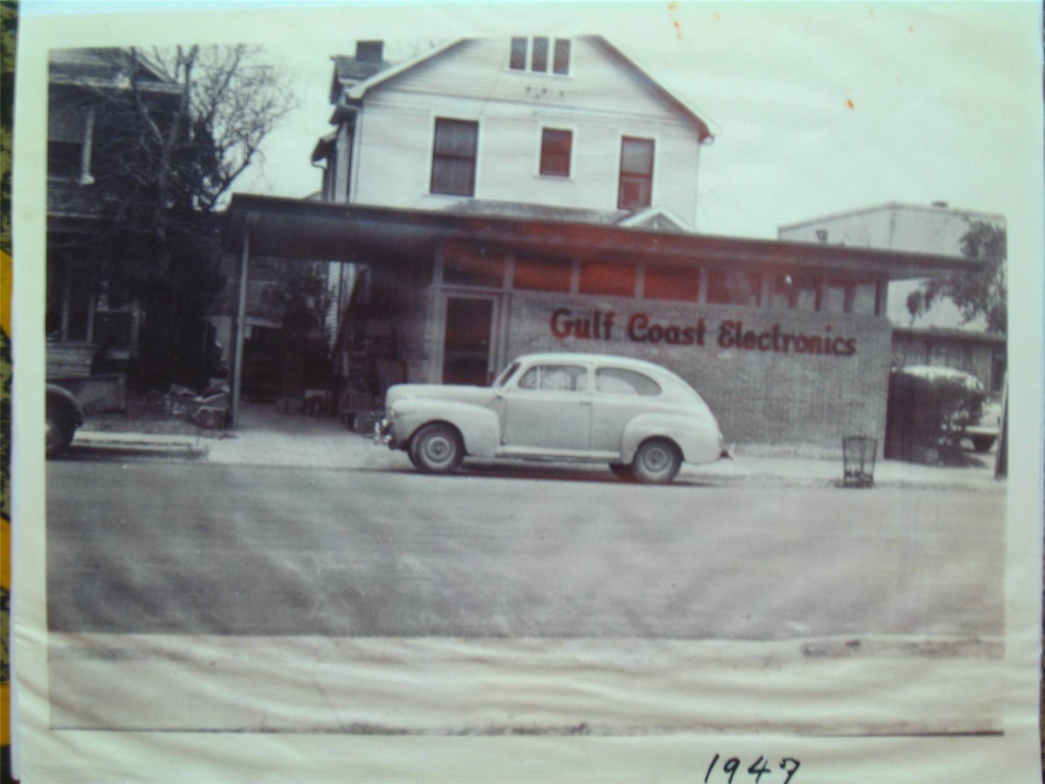 1110 Winbern Street Property Photo 2