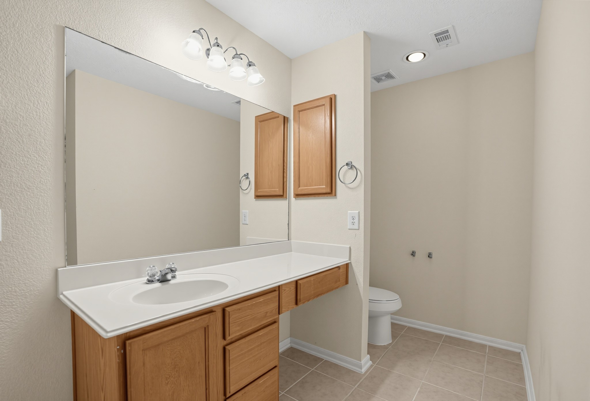 19436 Archer Glen Drive Property Photo 23