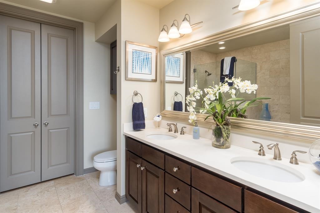 7 Riverway 1201 Property Photo 4