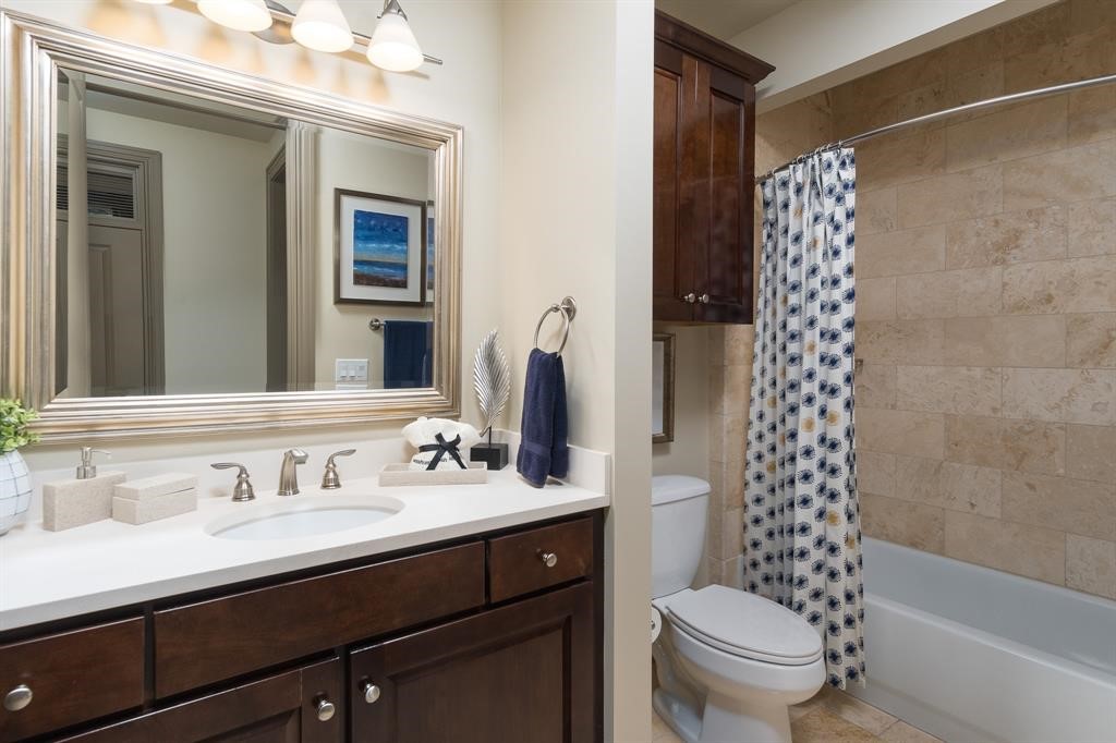 7 Riverway 1201 Property Photo 7