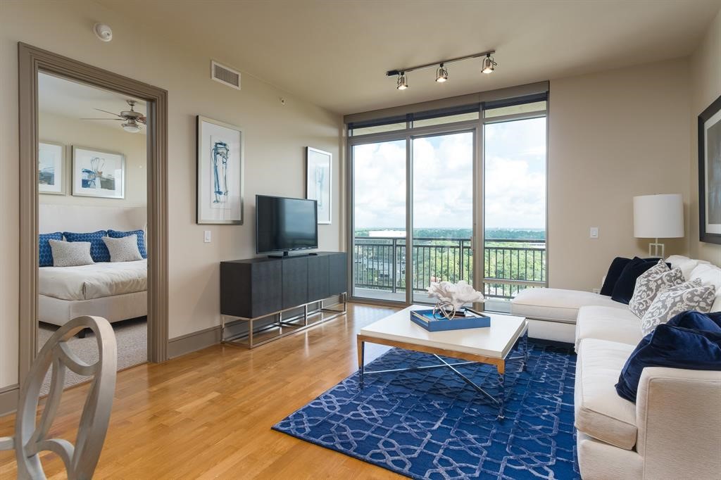 7 Riverway 1201 Property Photo 9