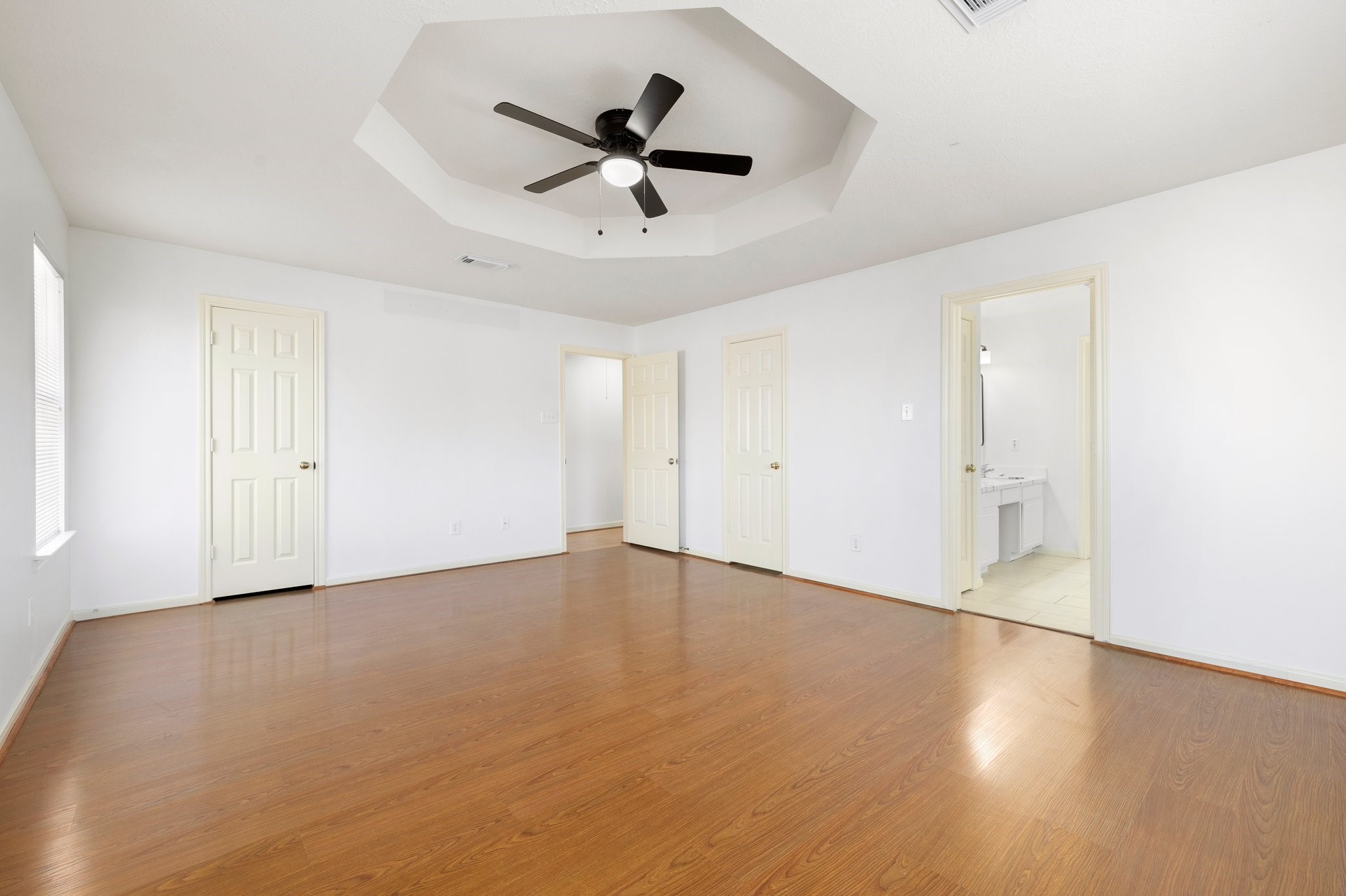 9358 Corner Oaks Lane Property Photo 22