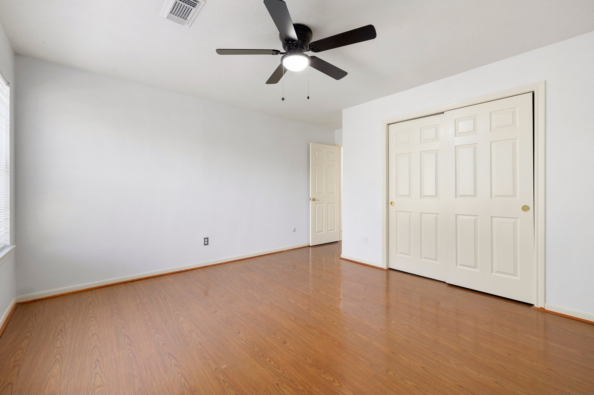 9358 Corner Oaks Lane Property Photo 27