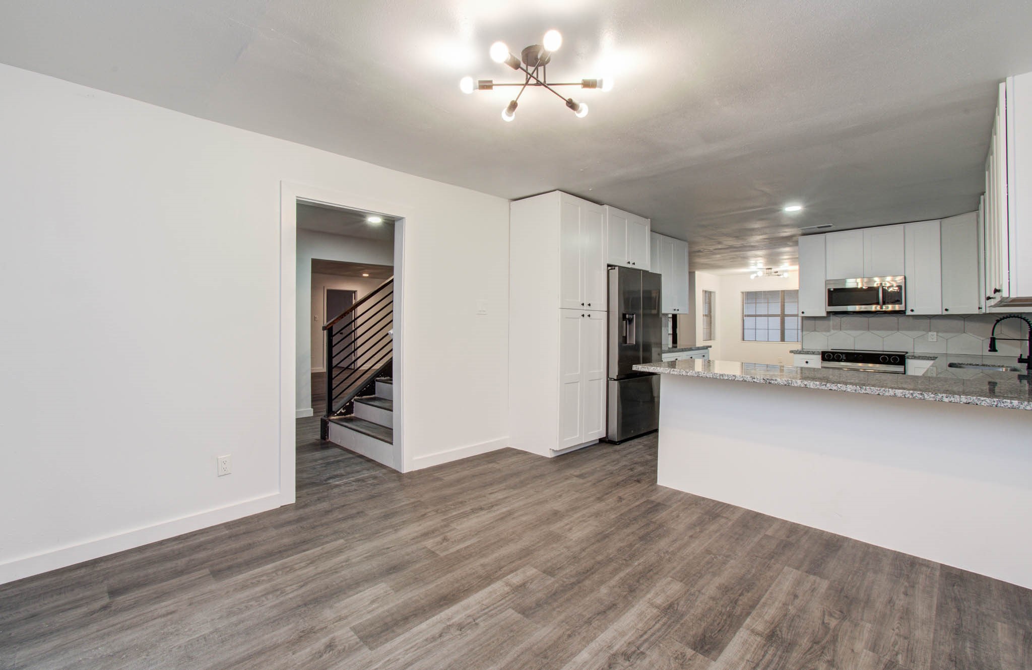 703 Ravensworth Drive Property Photo 10