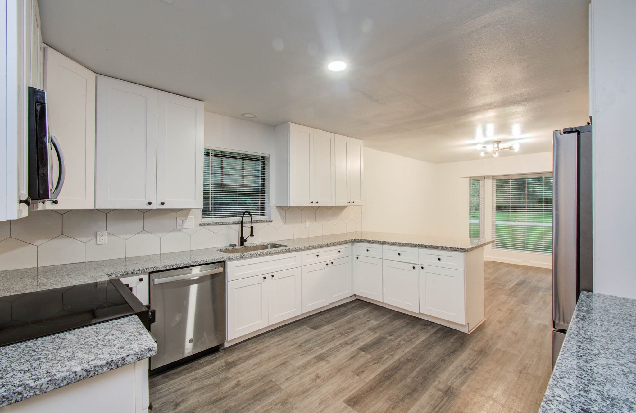 703 Ravensworth Drive Property Photo 12