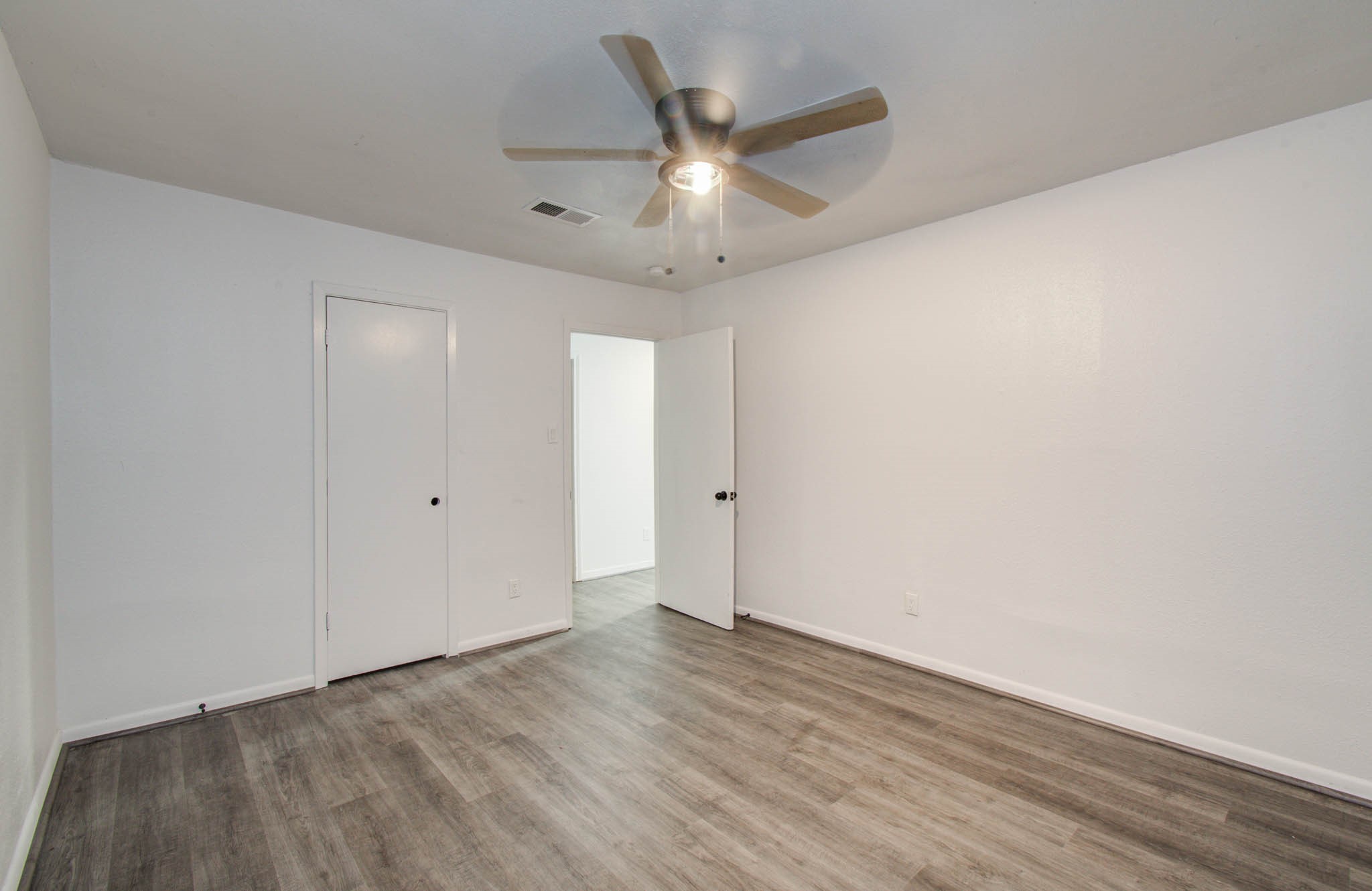 703 Ravensworth Drive Property Photo 31