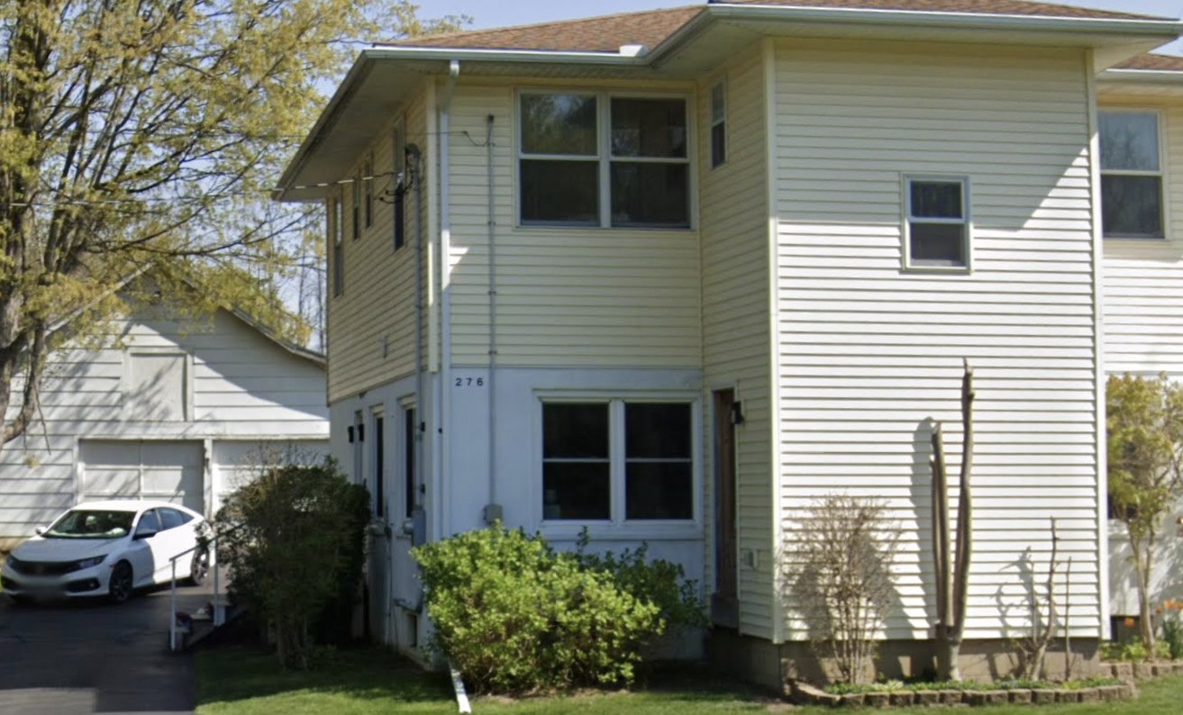 100 W Mill Pond Property Photo 1