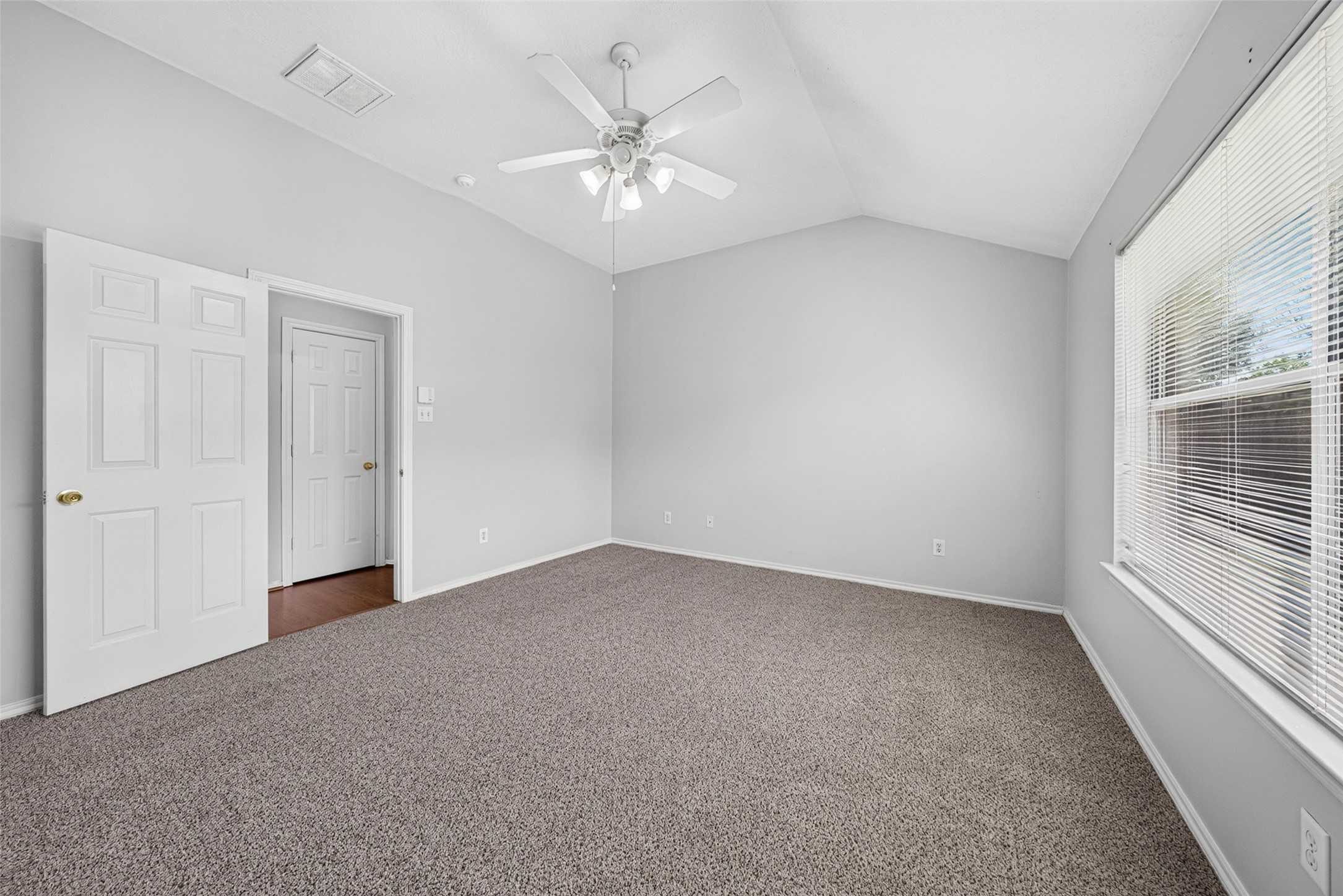 20531 Newfalls Court Property Photo 27