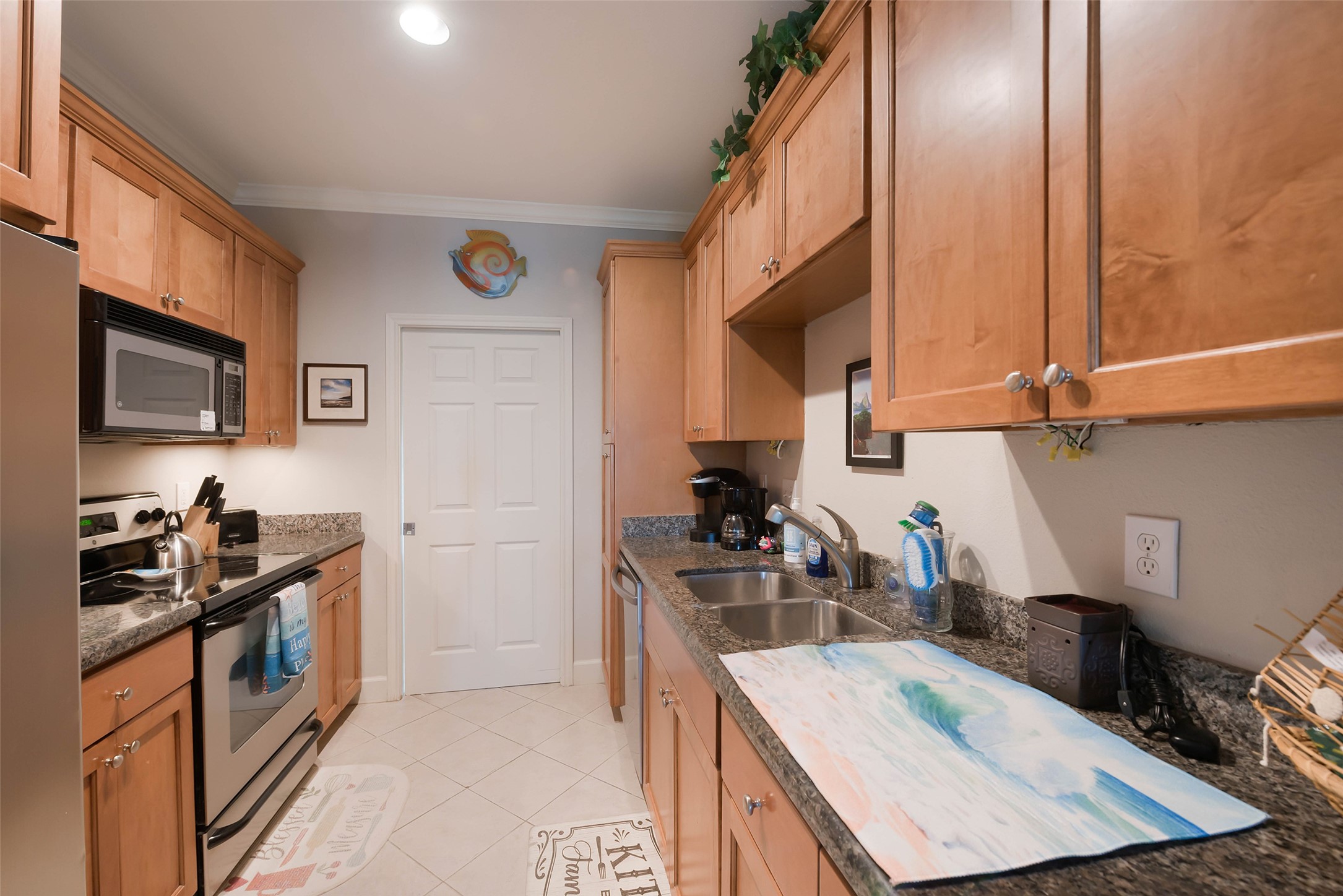 7000 Seawall Boulevard 524 Property Photo 16