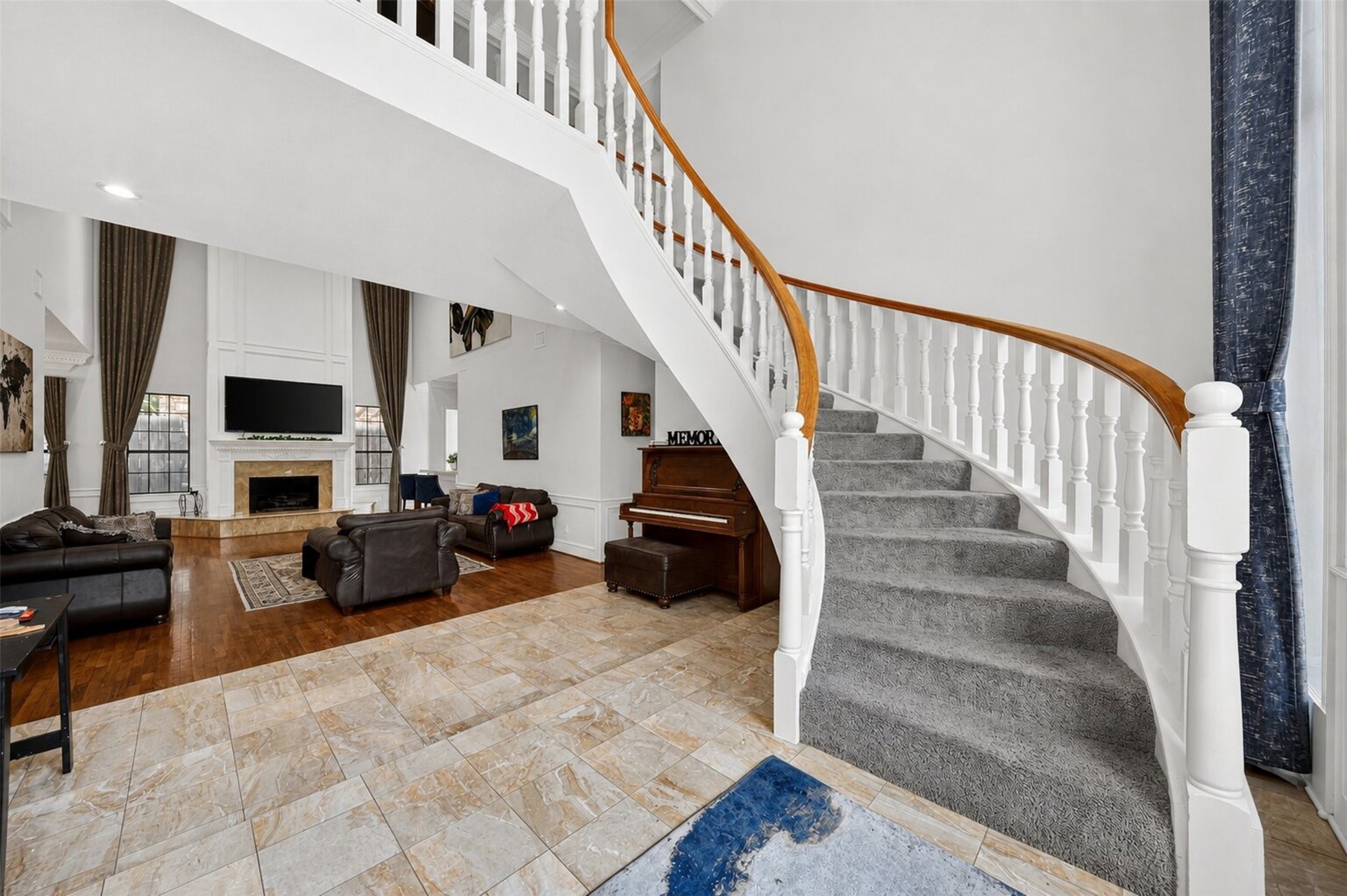 2510 Potomac Drive A Property Photo 5