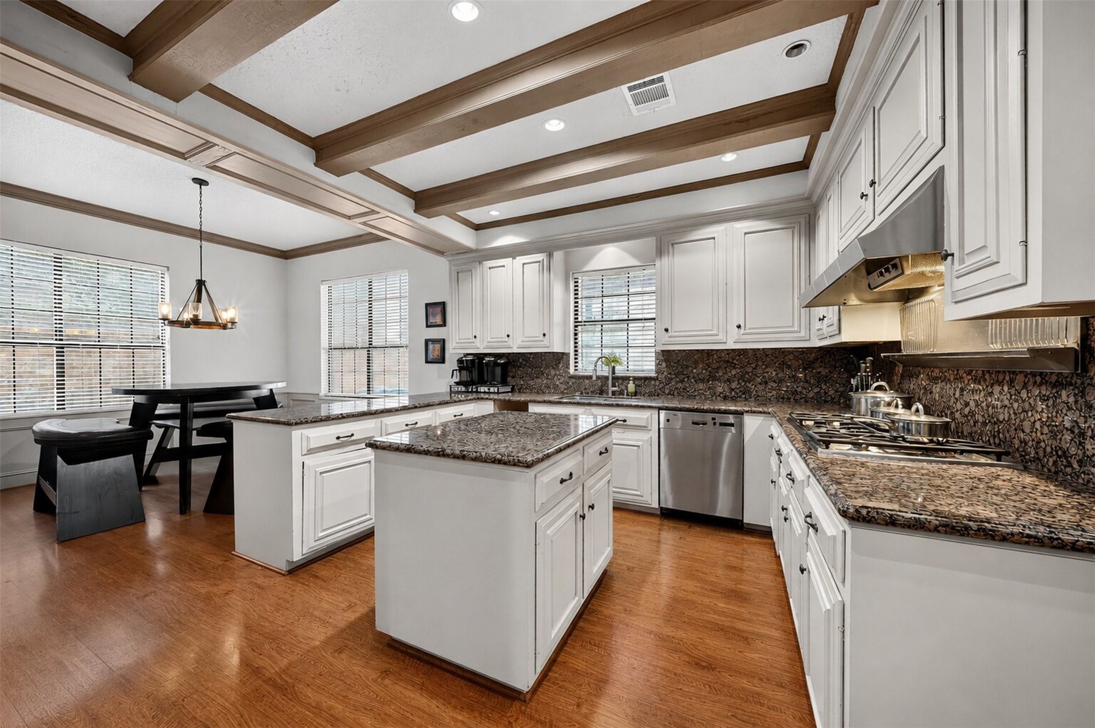 2510 Potomac Drive A Property Photo 14