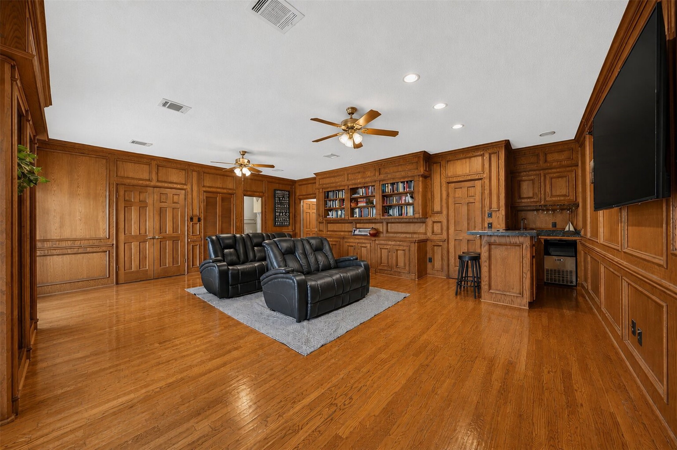2510 Potomac Drive A Property Photo 29