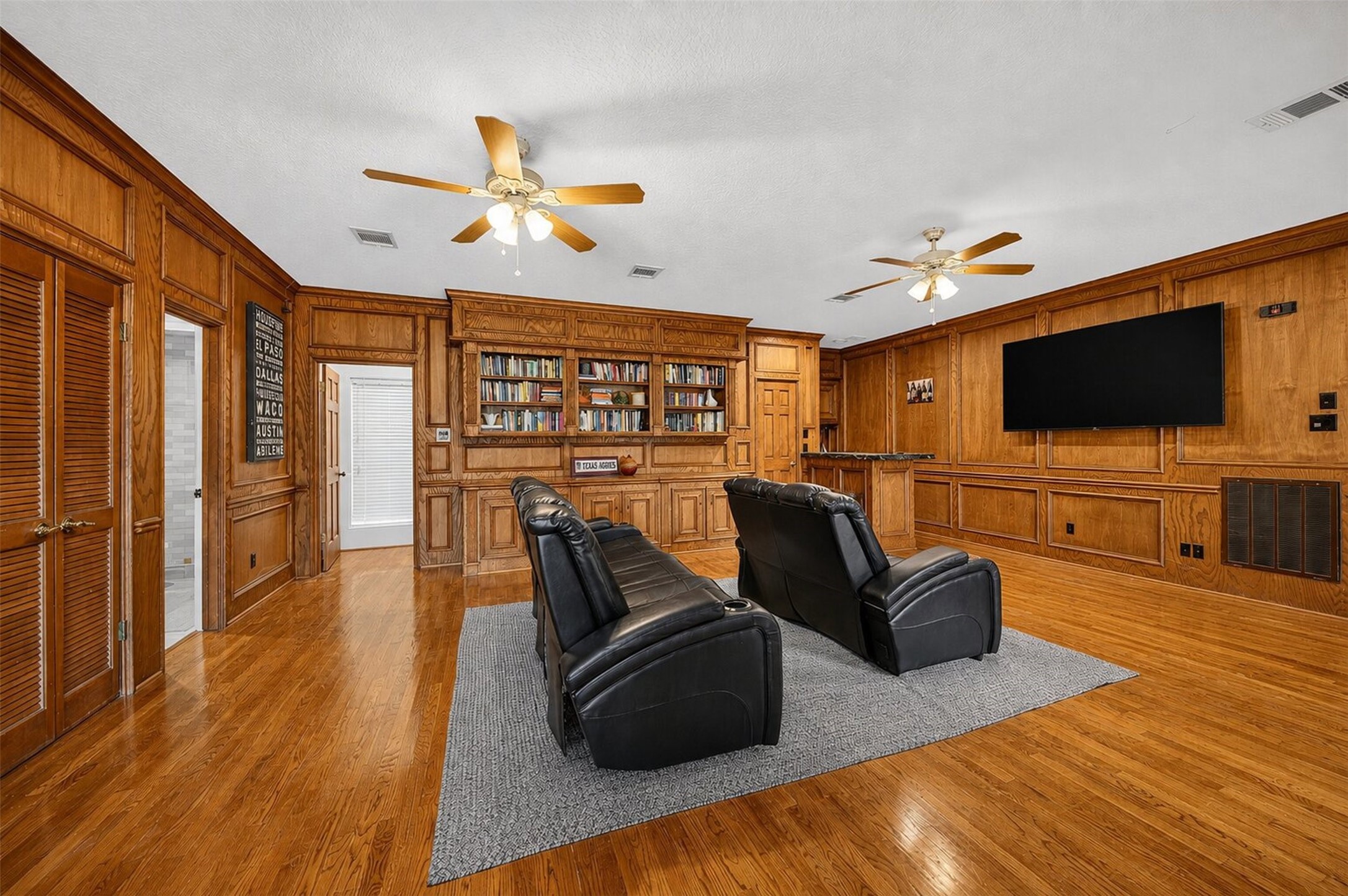 2510 Potomac Drive A Property Photo 30