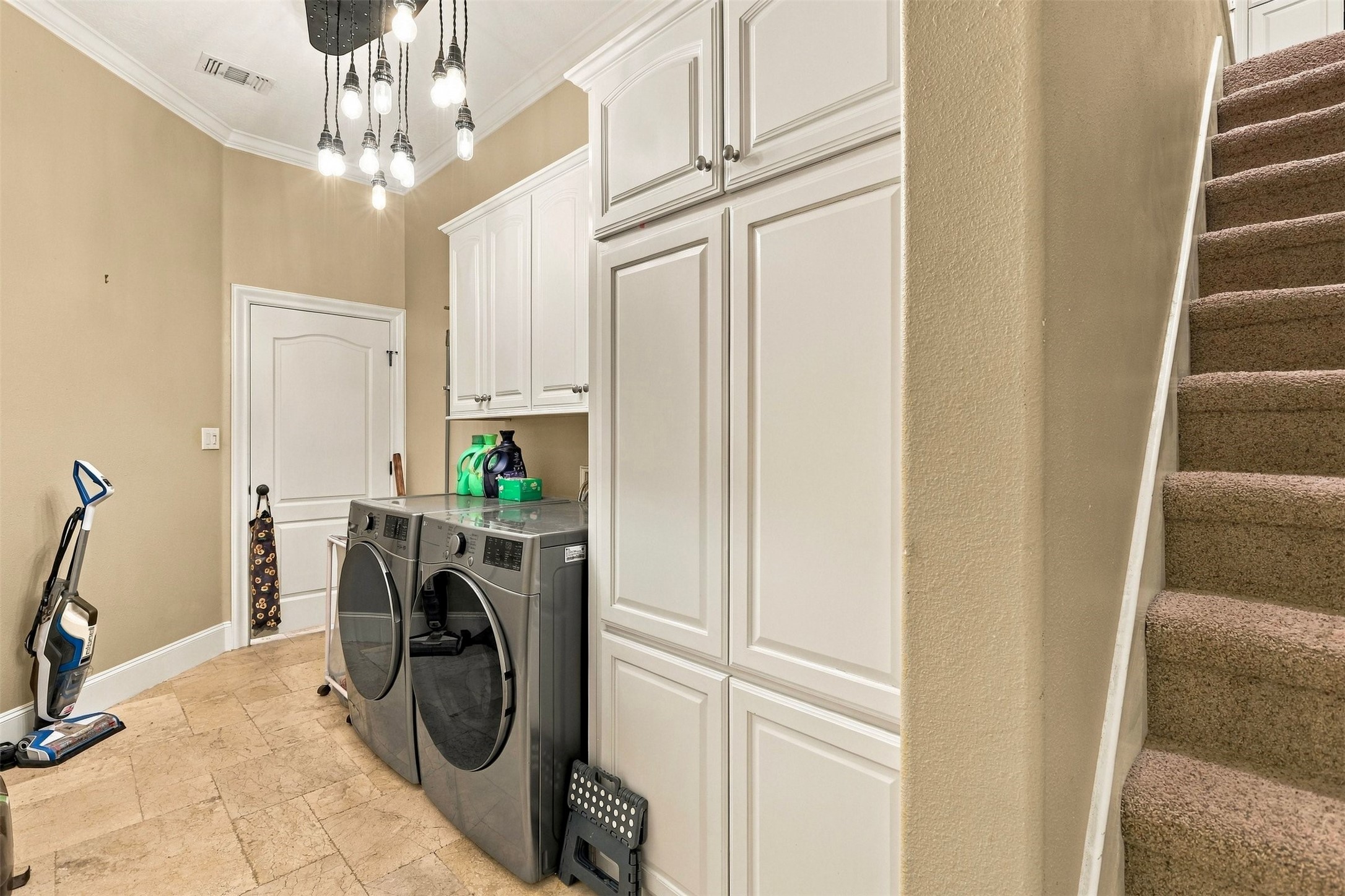 17206 Horseshoe Way Property Photo 23