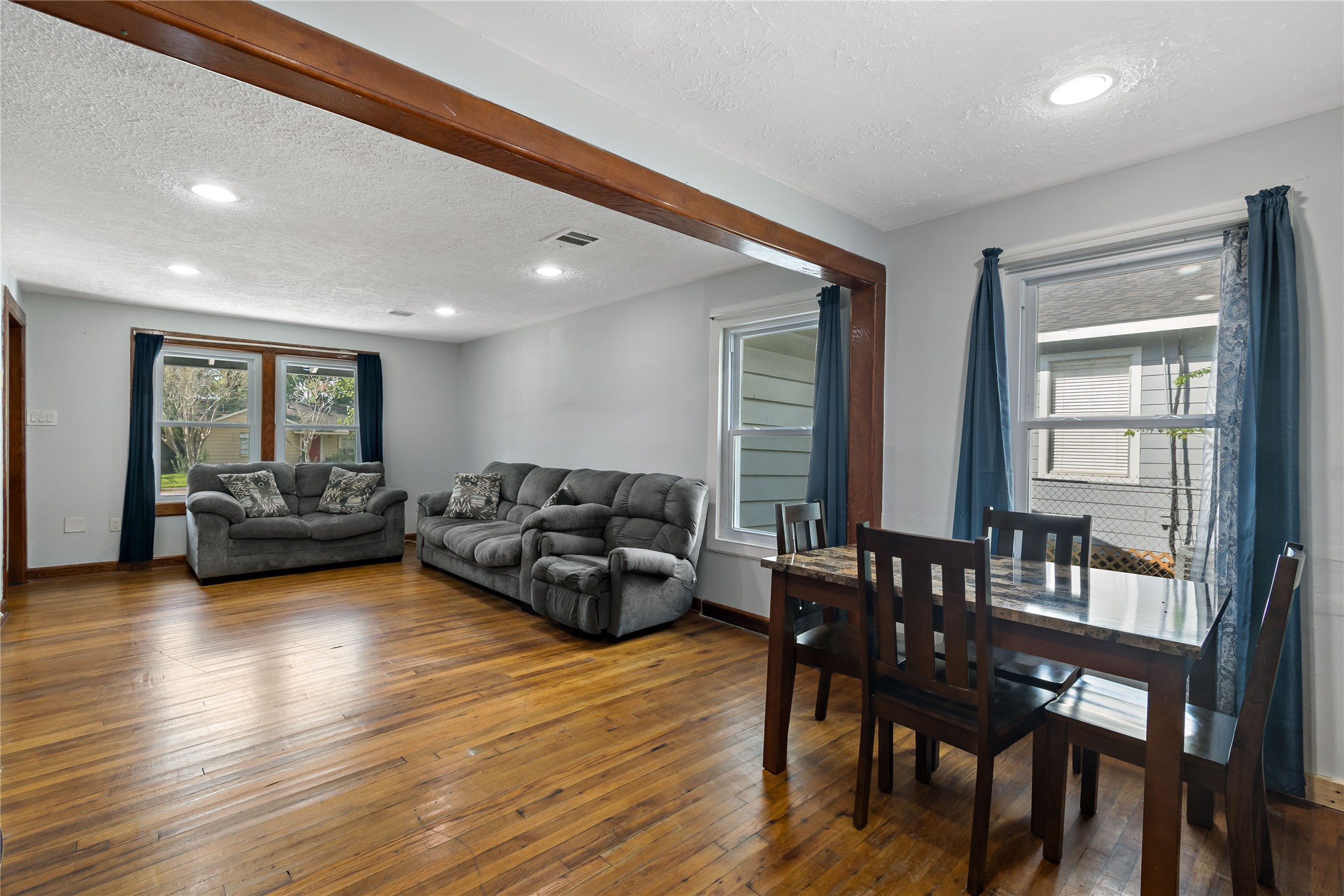 605 Maple Avenue Property Photo 3