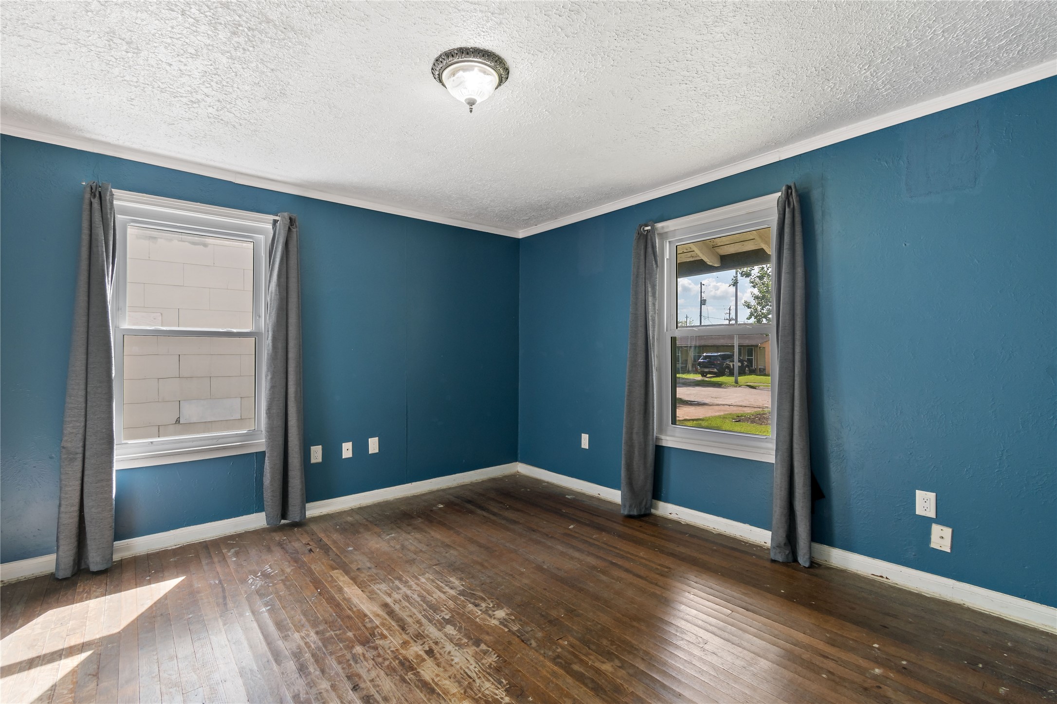 605 Maple Avenue Property Photo 6