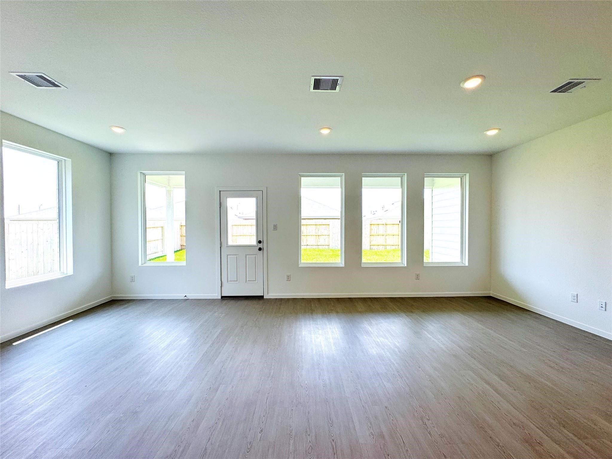 6815 Harvest Wheat Lane Property Photo 22