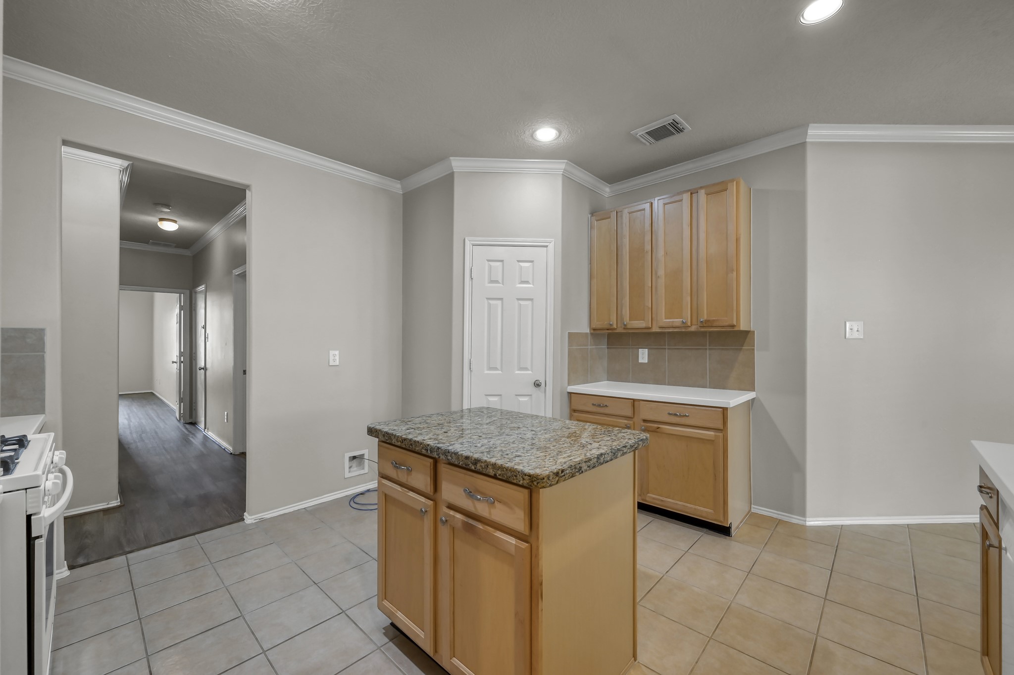951 Crannog Way Property Photo 37