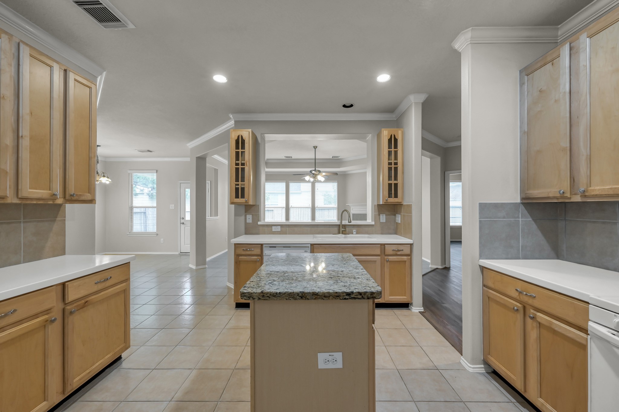 951 Crannog Way Property Photo 39