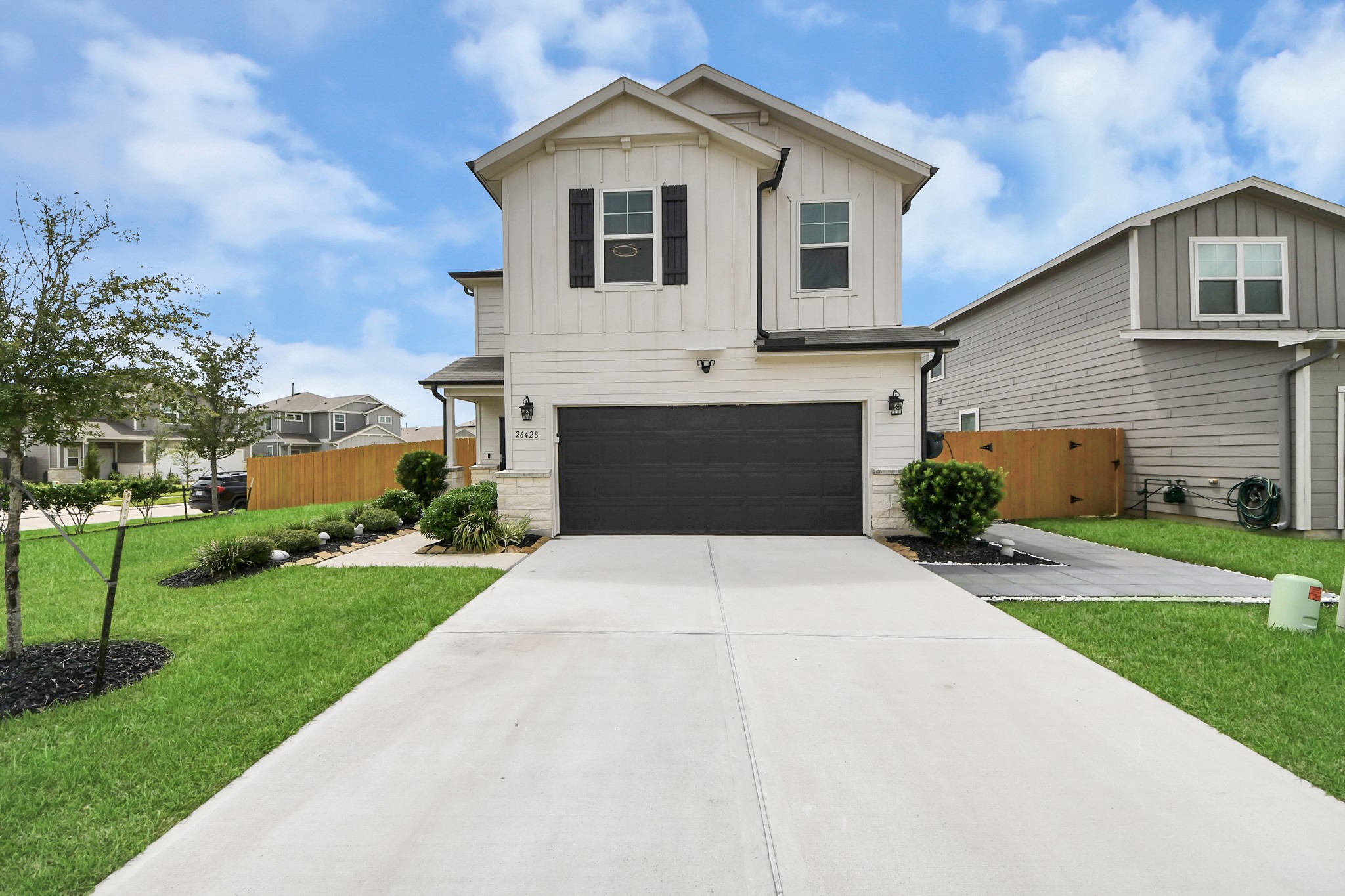 26428 Red Clover Drive Property Photo 7