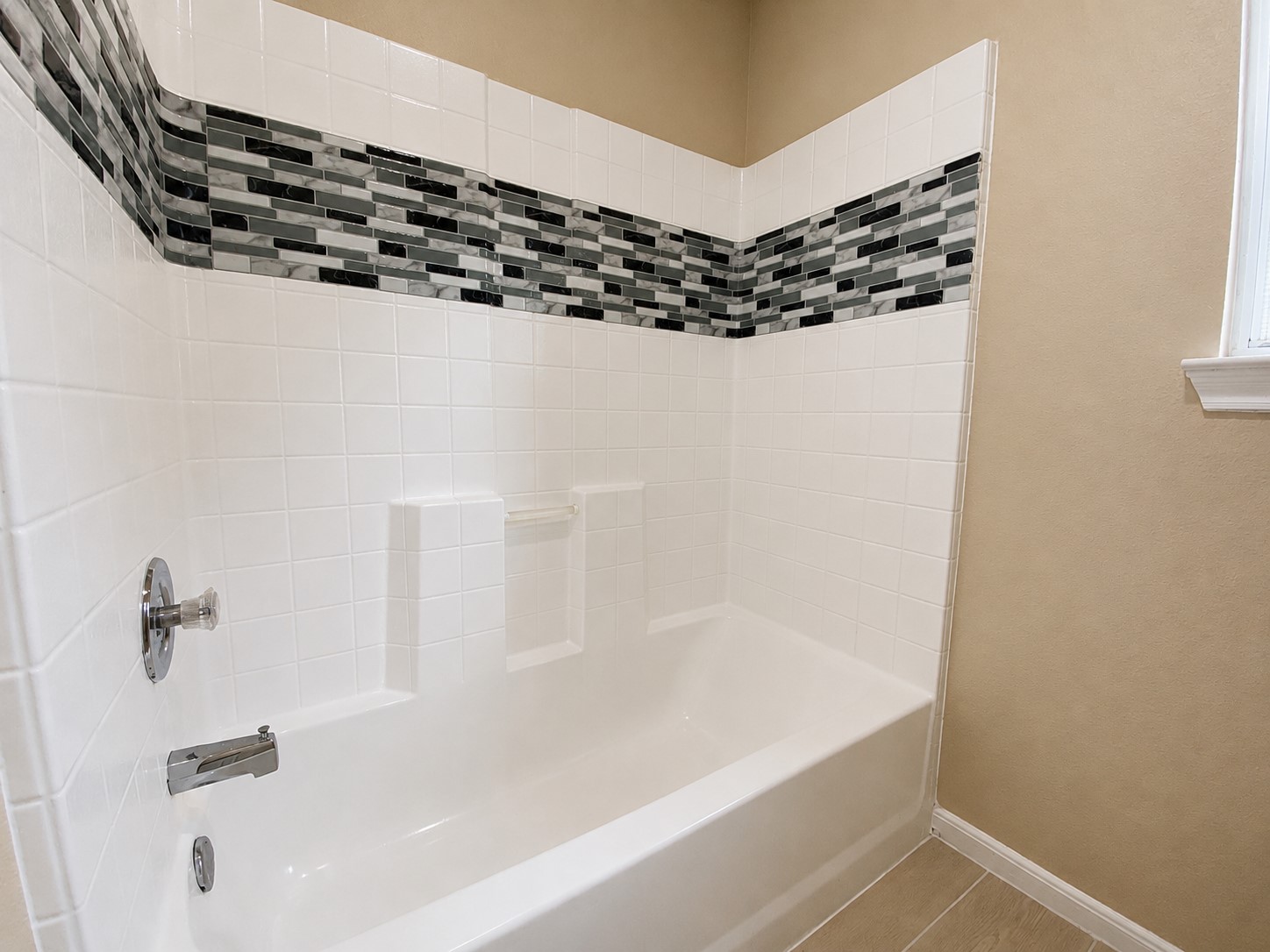 215 Doncaster Street Property Photo 23