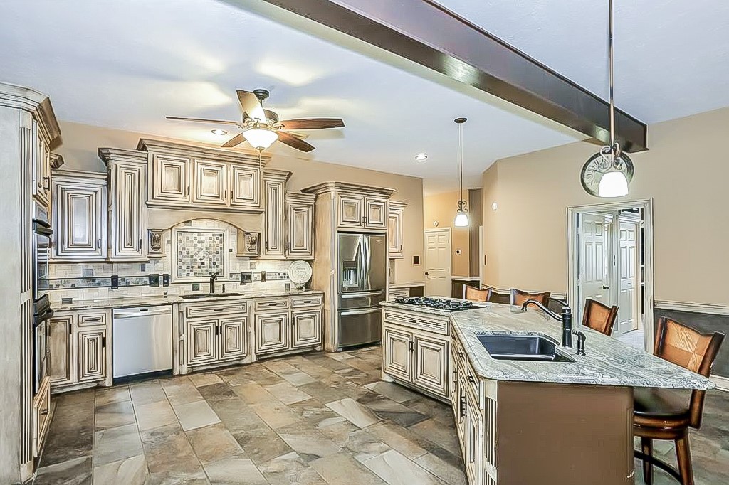 18615 Cypress Church Road Property Photo 14