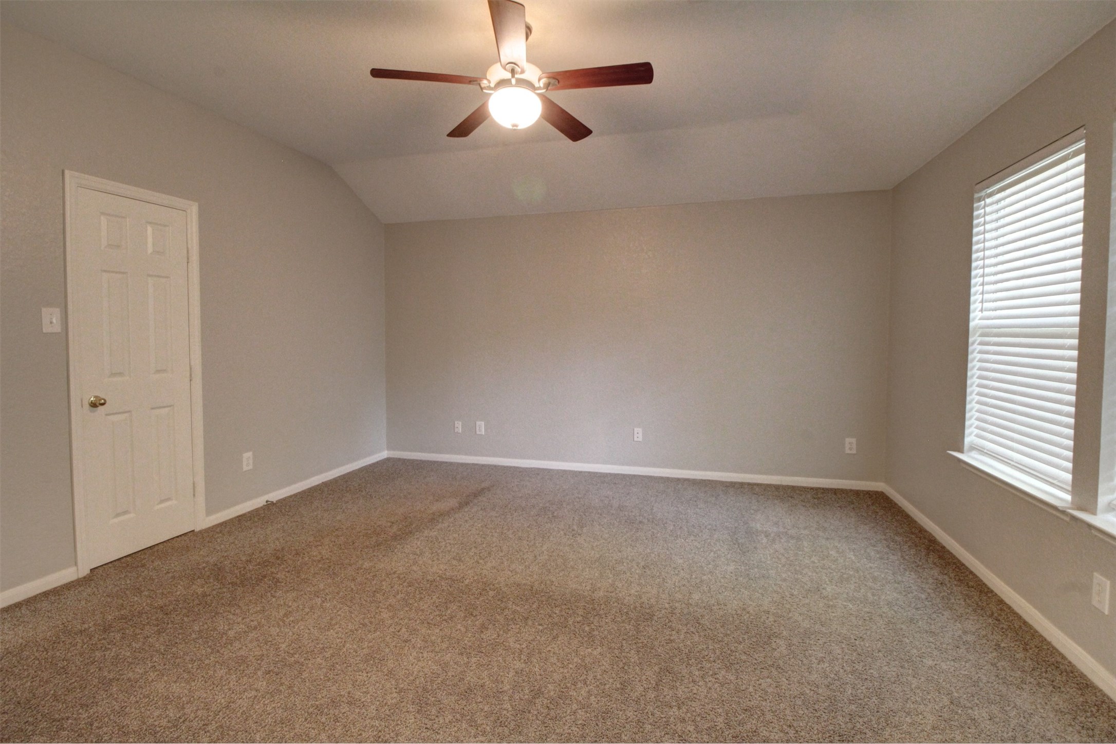 123 W Drifting Shadows Circle Property Photo 10