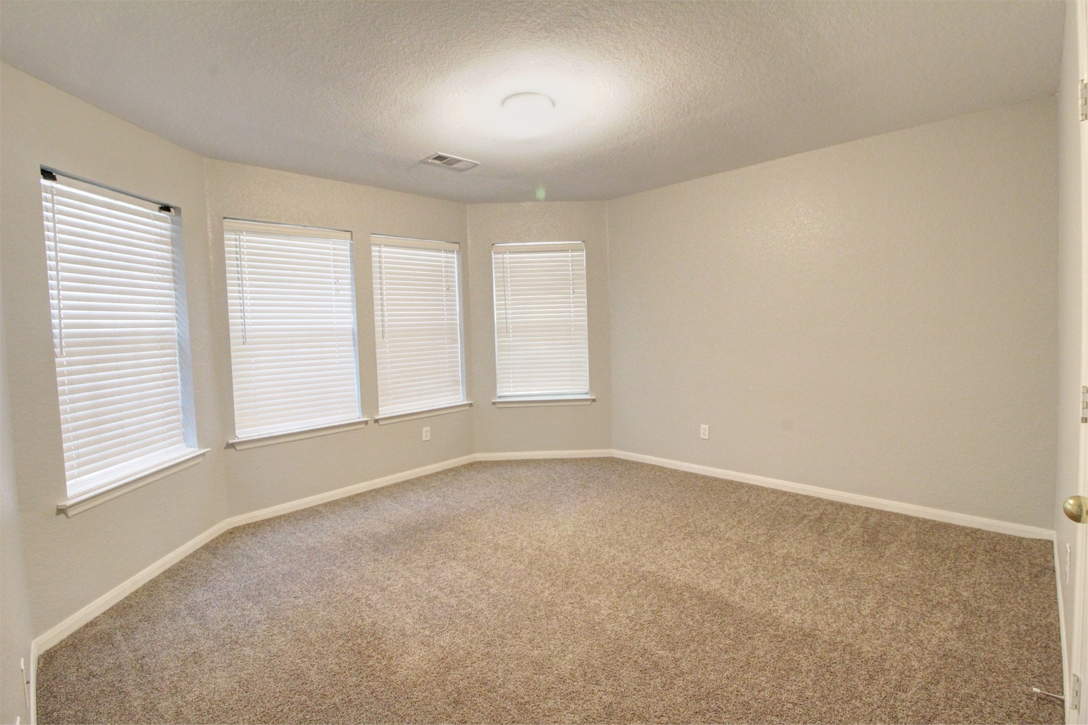 123 W Drifting Shadows Circle Property Photo 13