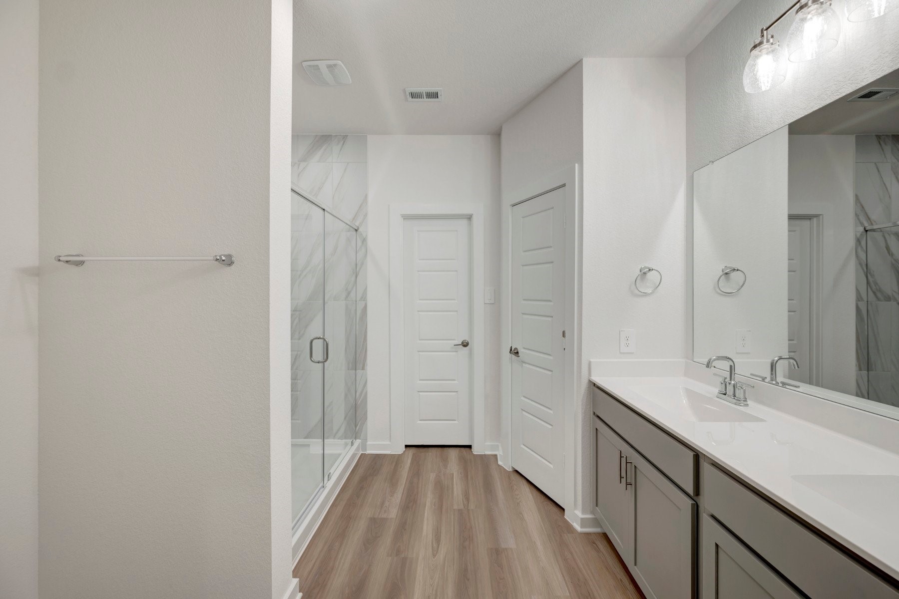 20514 Draper Road Property Photo 9
