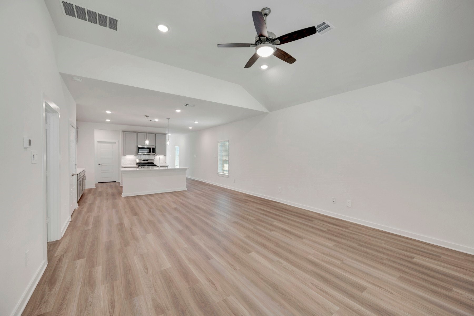 20514 Draper Road Property Photo 18