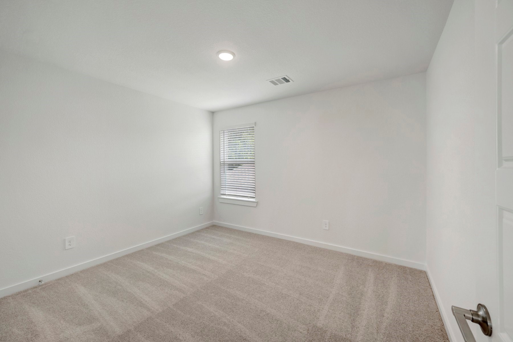 20514 Draper Road Property Photo 24