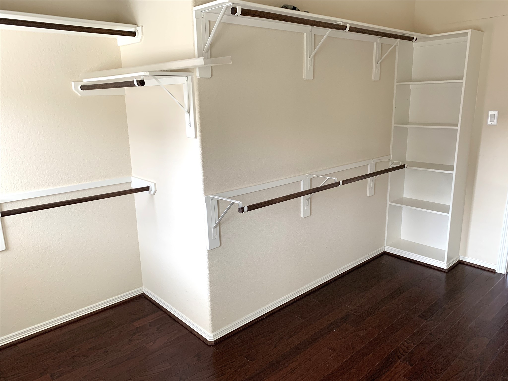 3021 Kisling Street Property Photo 20