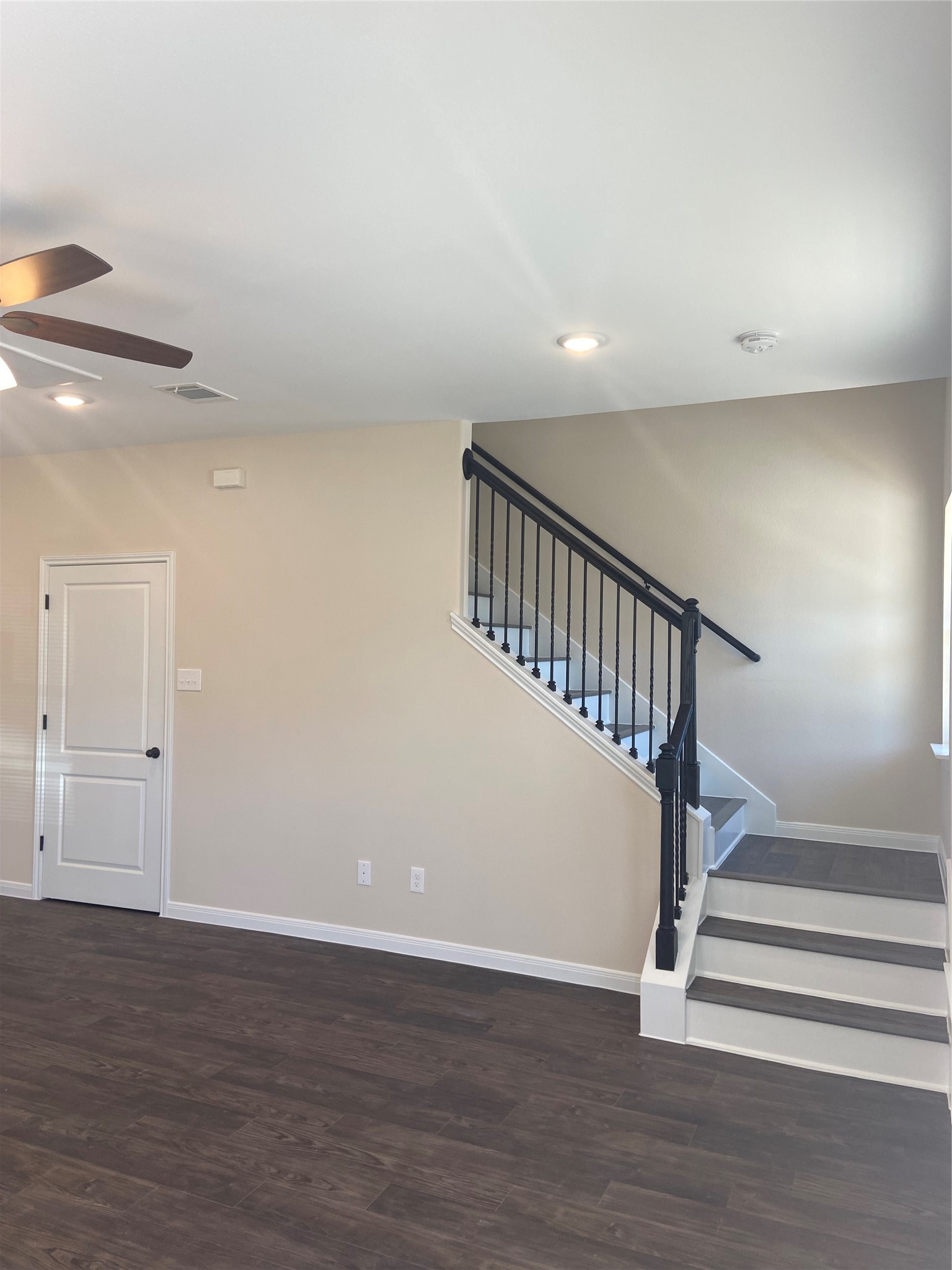 23445 Mcspadon Rd Property Photo 5